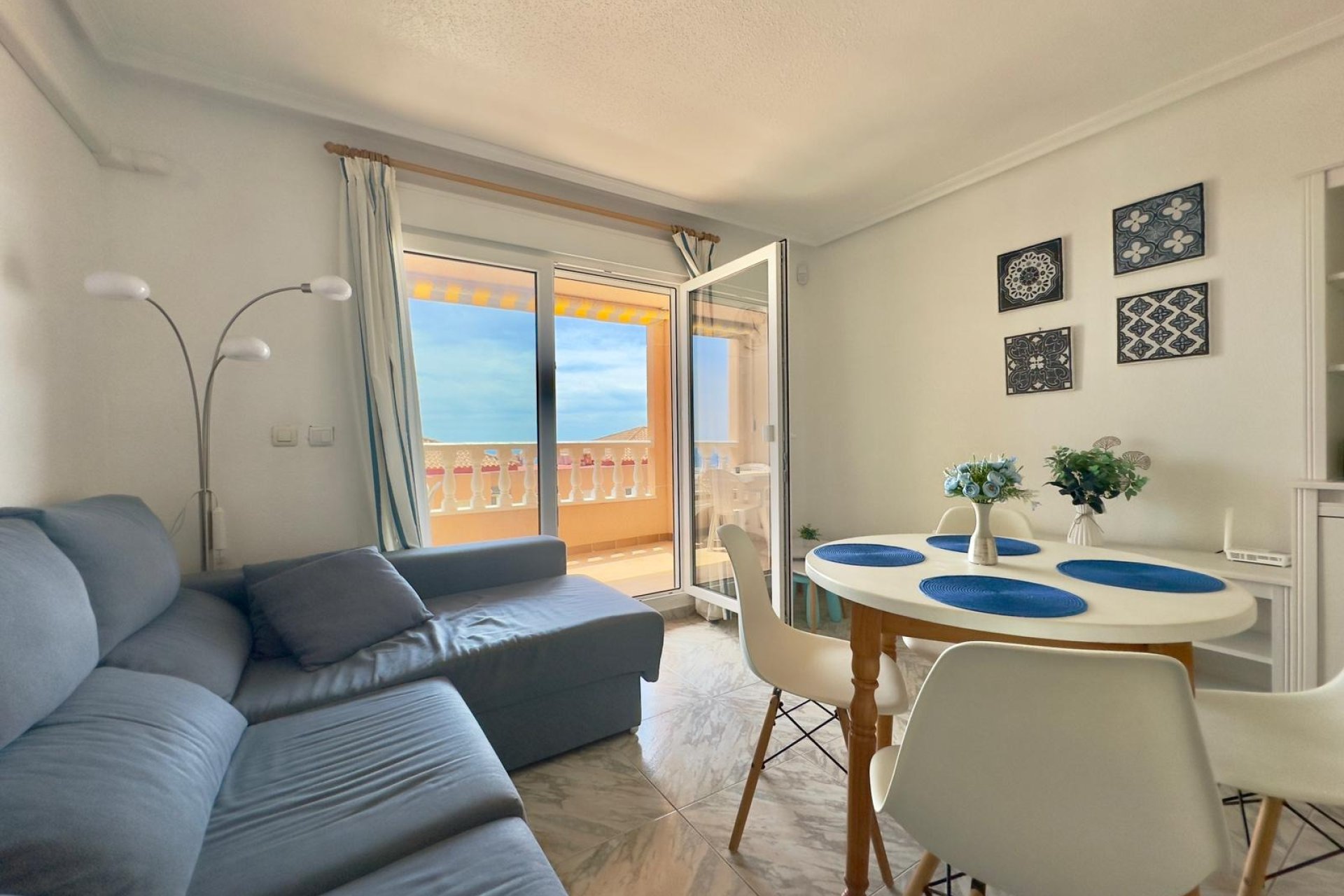 Återförsäljning - Lägenhet -
Torrevieja - Cabo Cervera