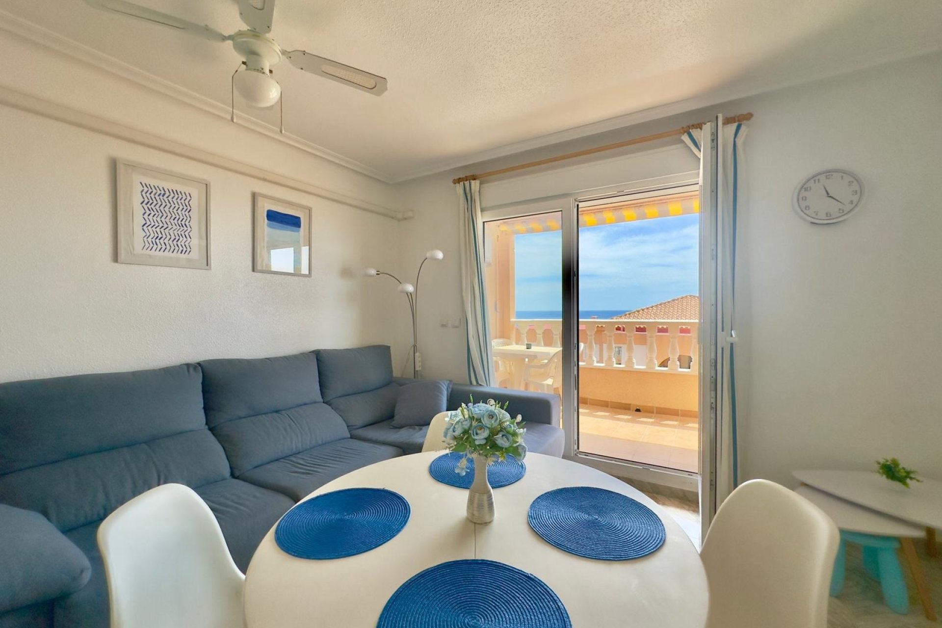 Återförsäljning - Lägenhet -
Torrevieja - Cabo Cervera