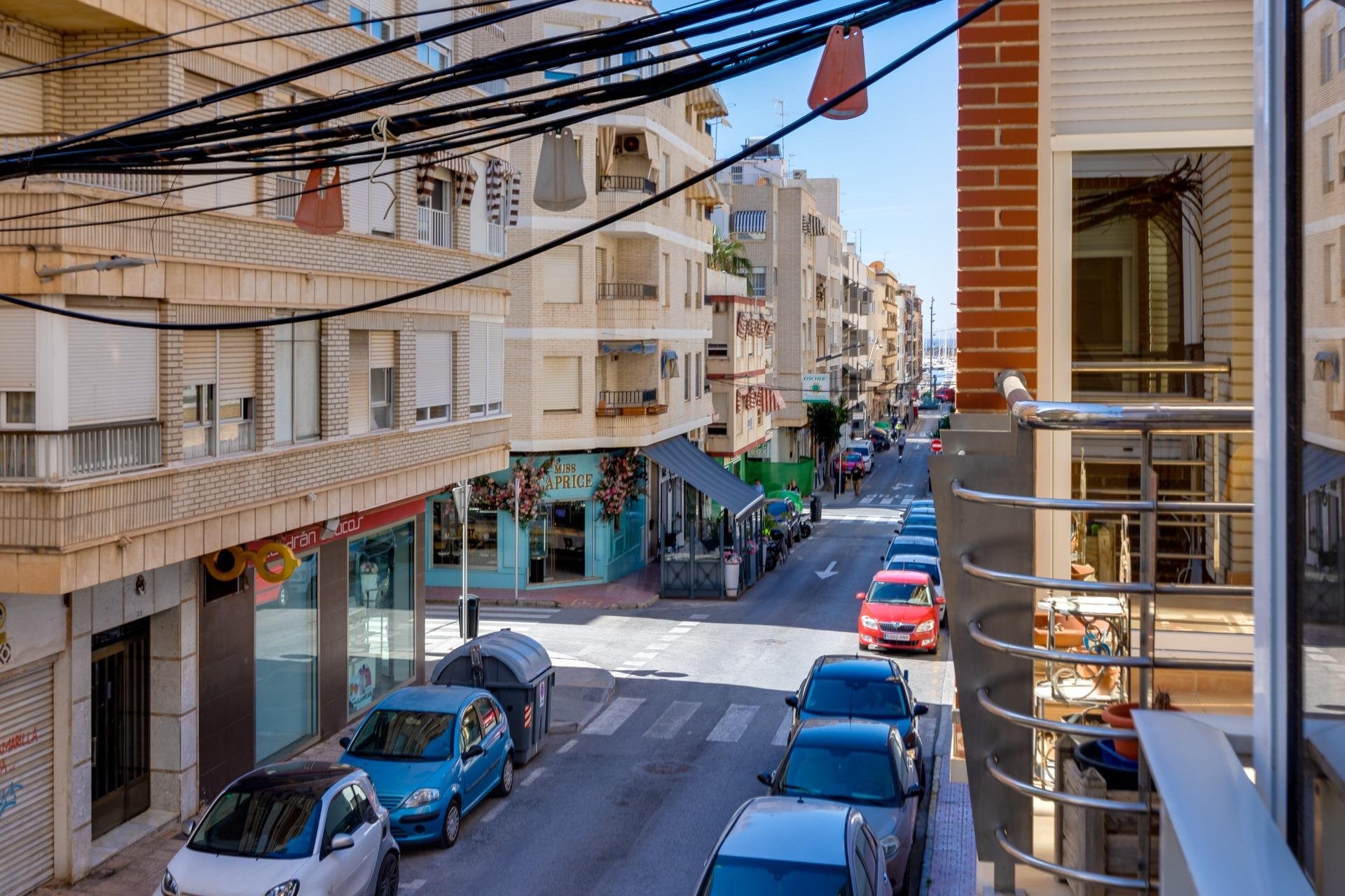 Återförsäljning - Lägenhet -
Torrevieja - Centro