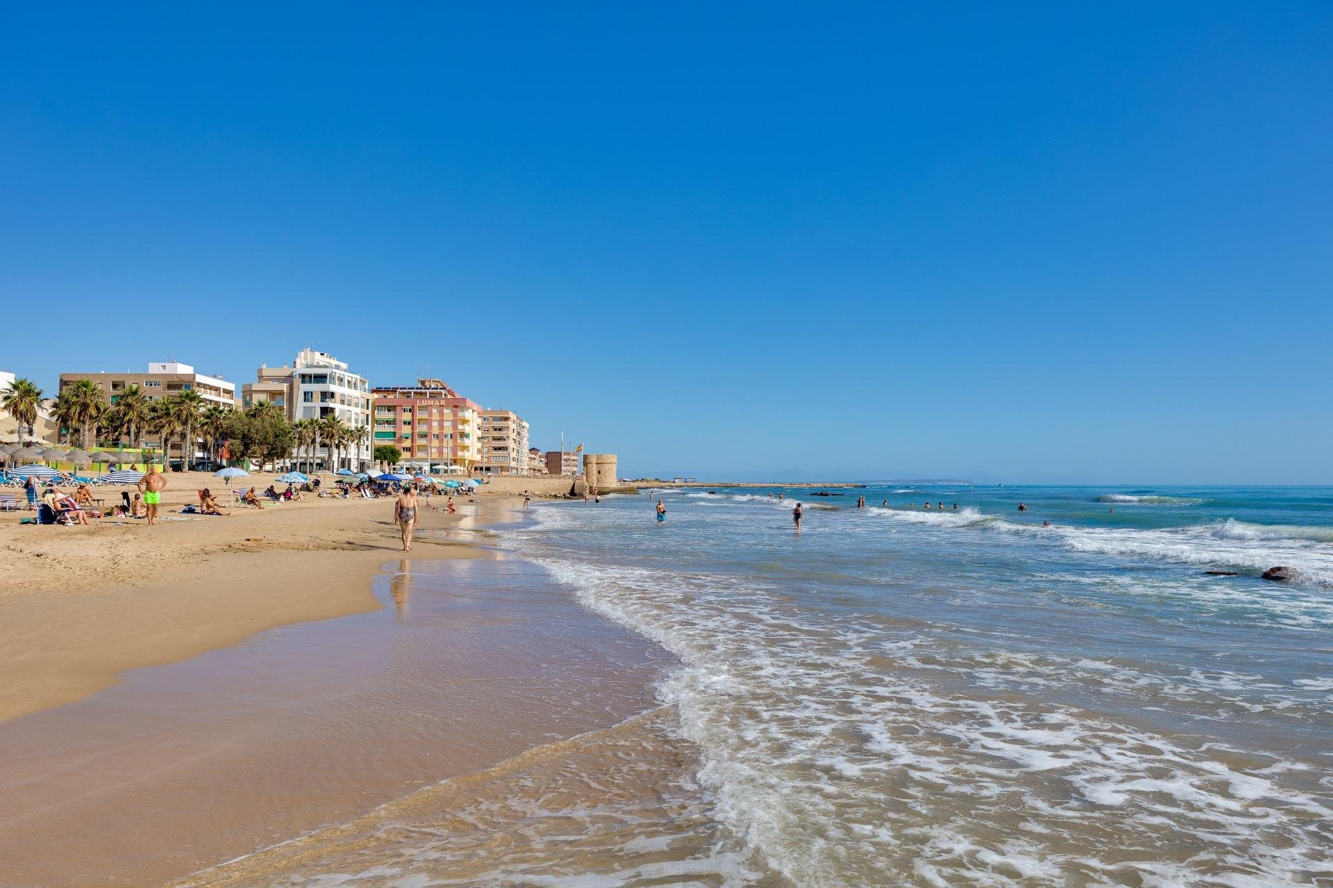 Återförsäljning - Lägenhet -
Torrevieja - La Mata