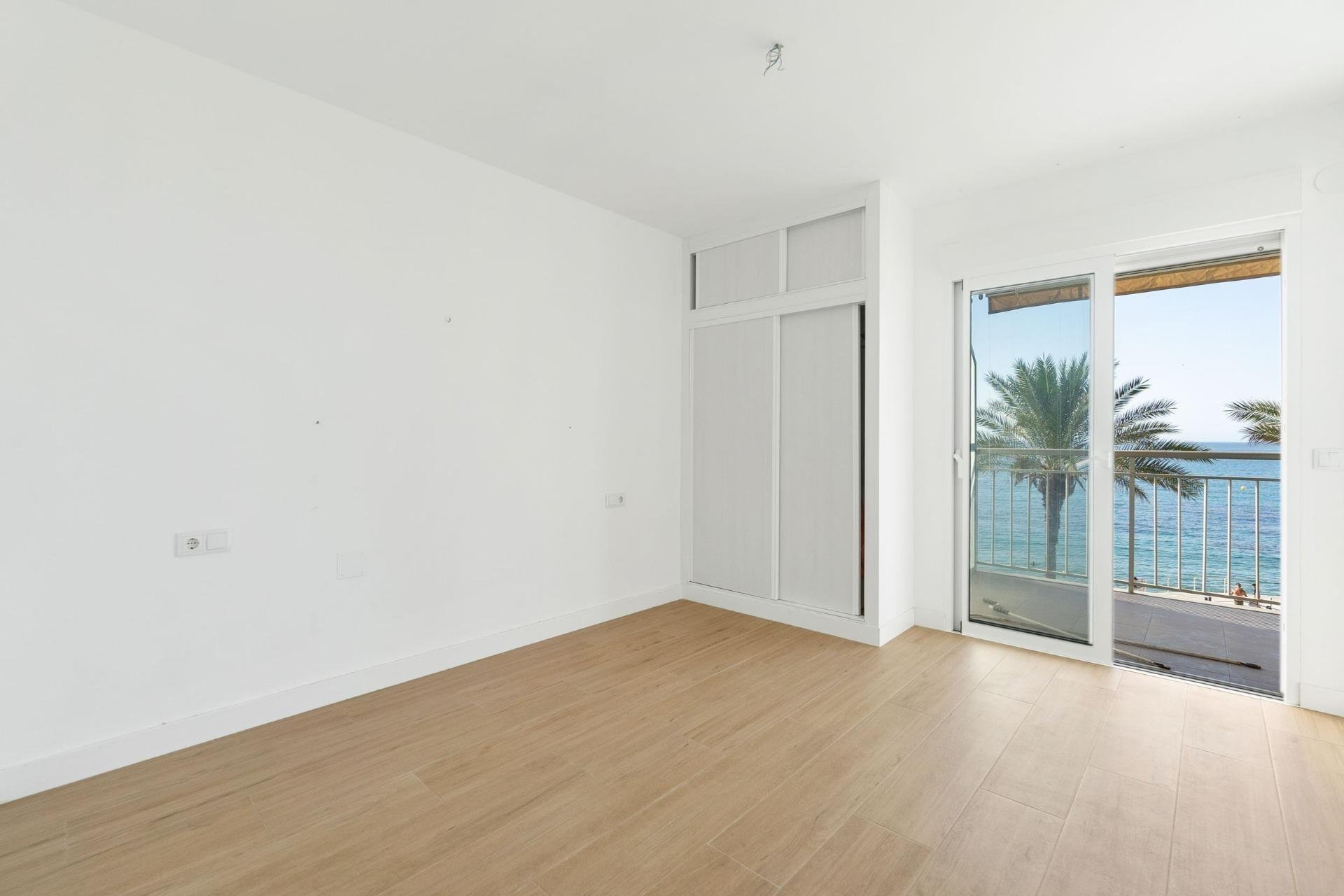 Återförsäljning - Lägenhet -
Torrevieja - Playa del Cura
