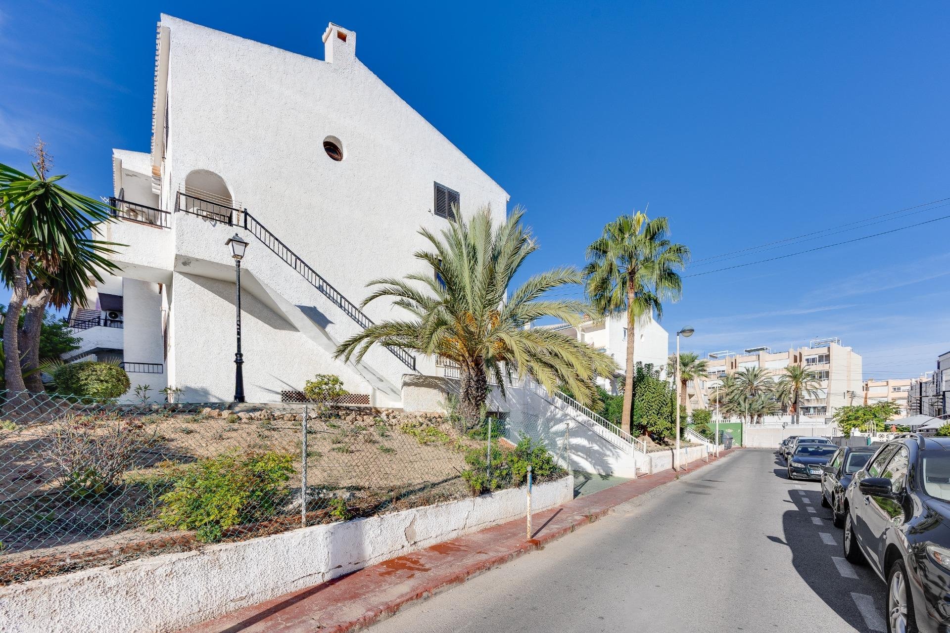Återförsäljning - Lägenhet -
Torrevieja - Sector 25