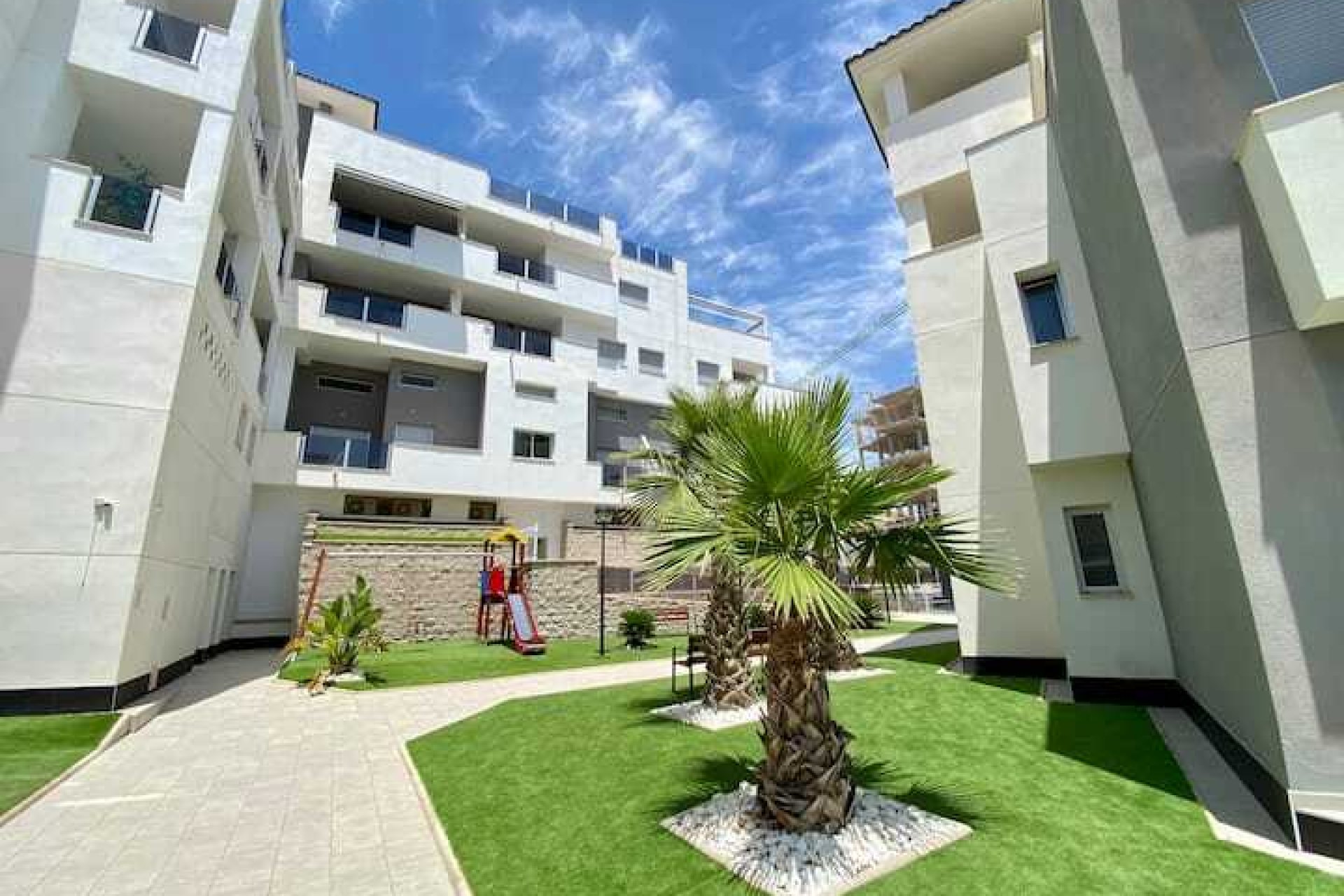 Återförsäljning - Lägenhet -
Villamartin - Costa Blanca