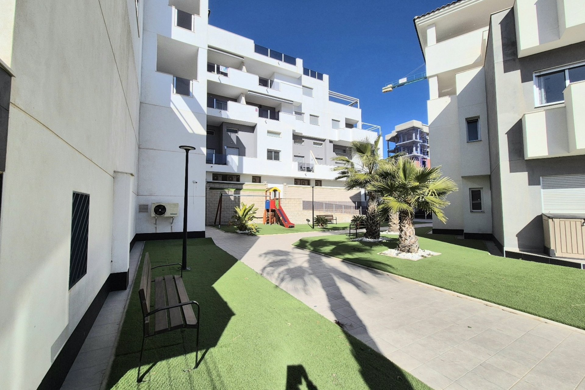 Återförsäljning - Lägenhet -
Villamartin - Costa Blanca