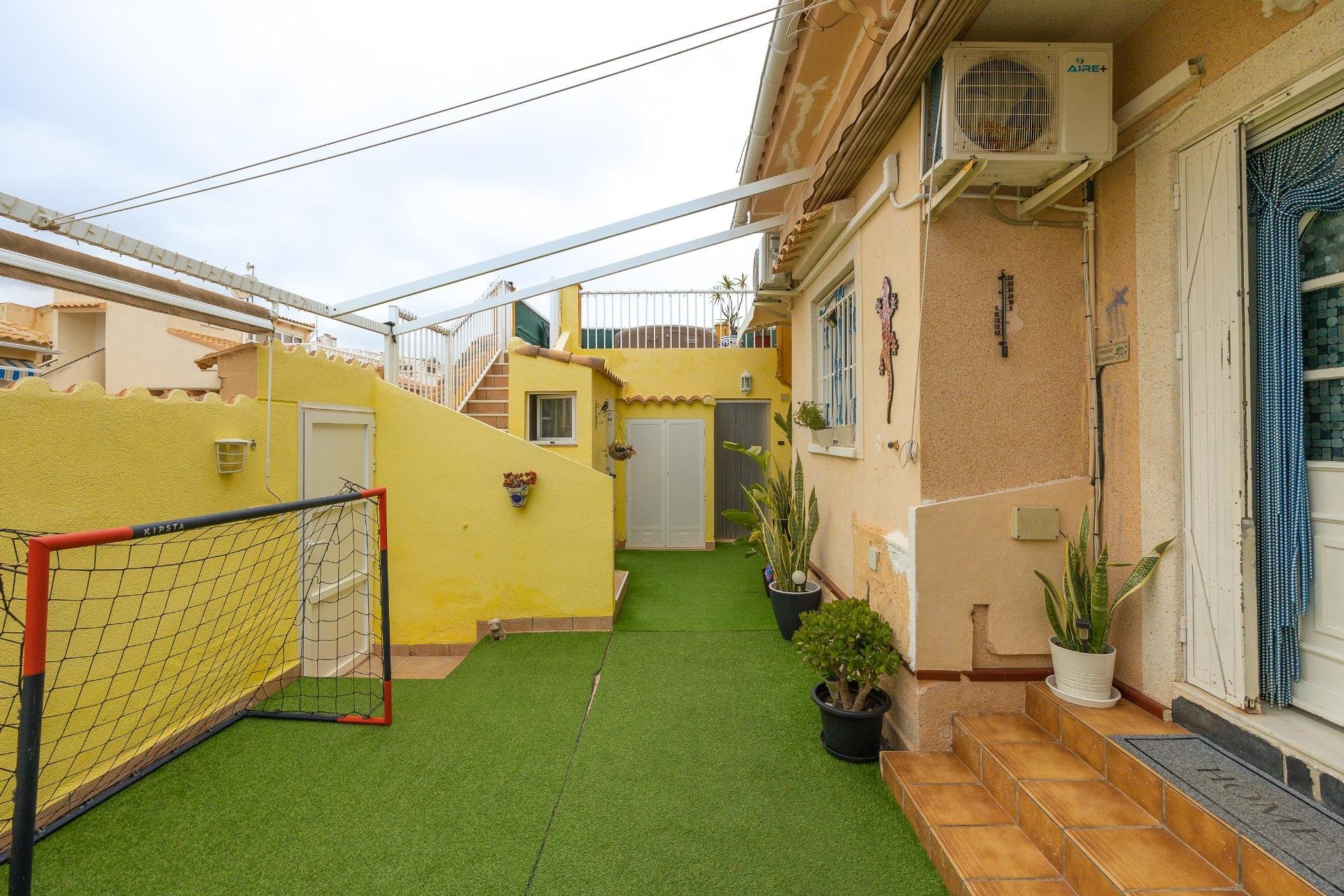 Återförsäljning - Radhus -
Orihuela Costa - La Florida