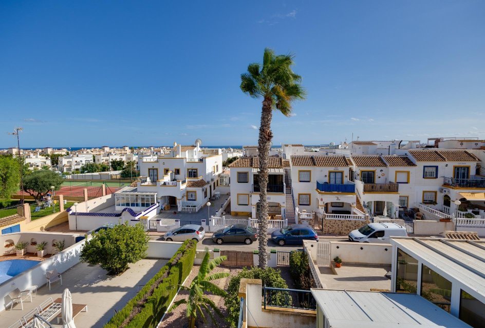 Återförsäljning - Radhus -
Orihuela Costa - La Florida