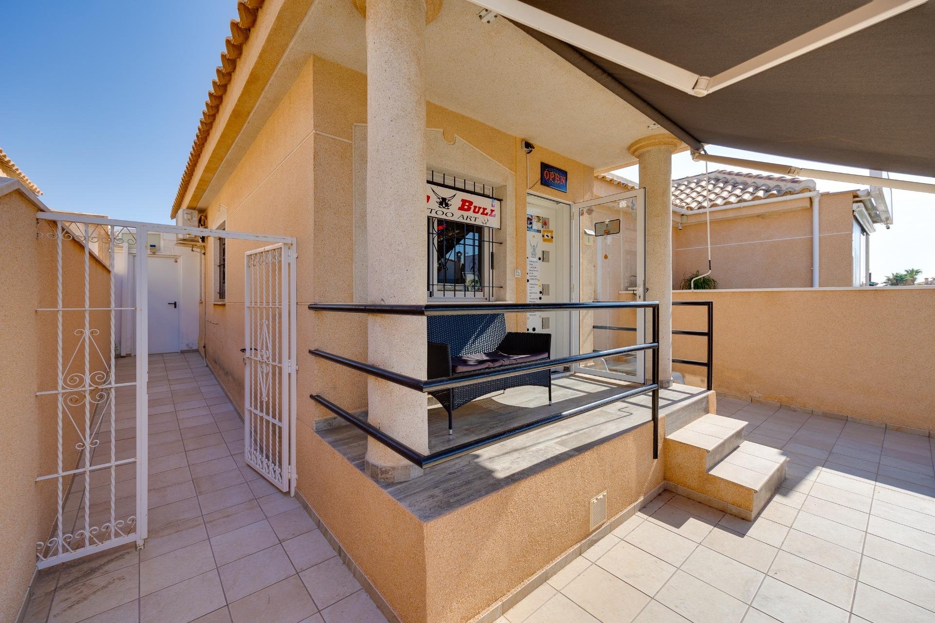 Återförsäljning - Radhus -
Orihuela Costa - La Zenia