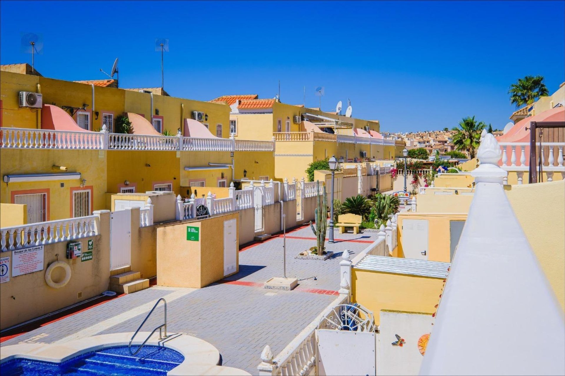 Återförsäljning - Radhus -
Orihuela Costa - Las Filipinas