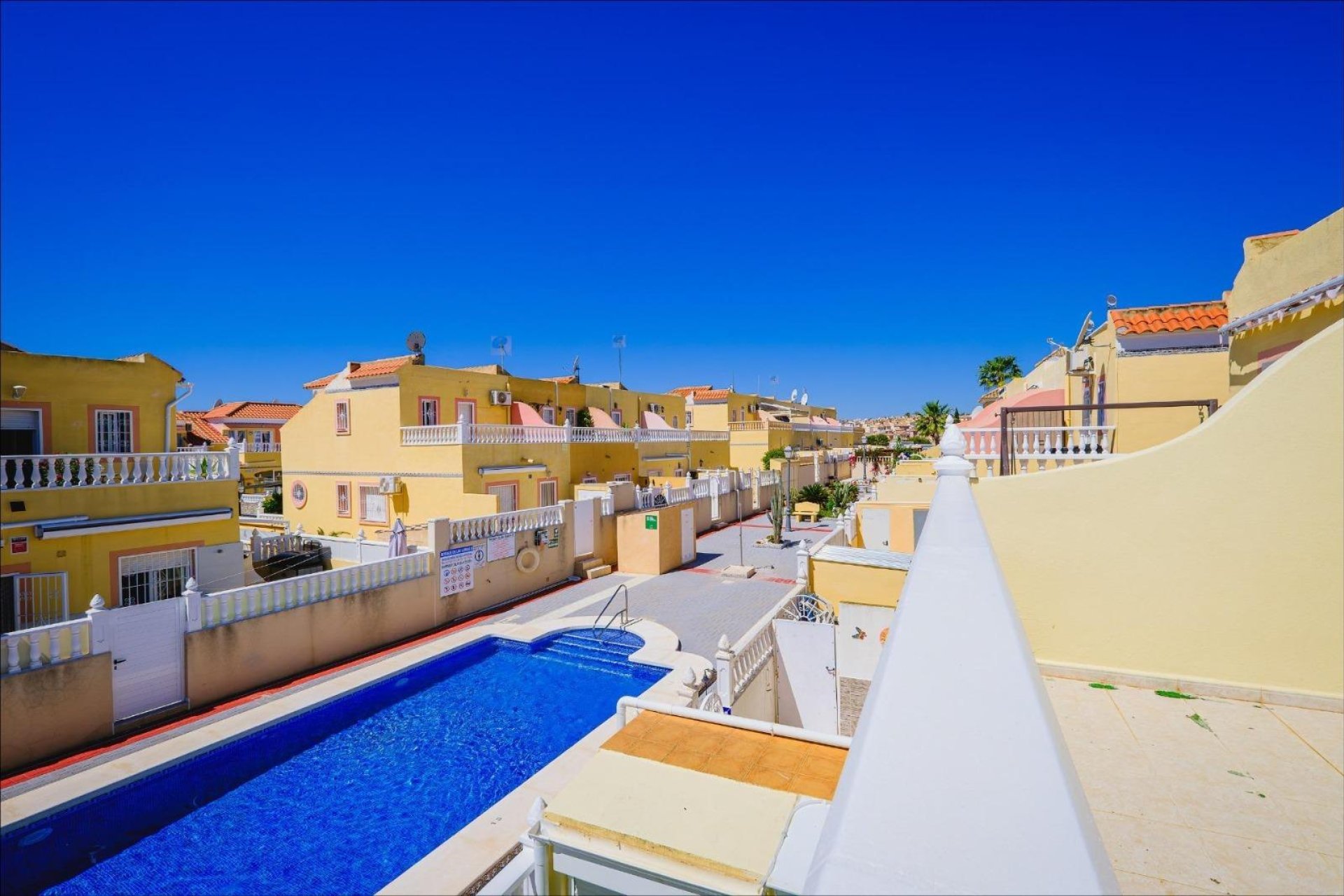 Återförsäljning - Radhus -
Orihuela Costa - Las Filipinas