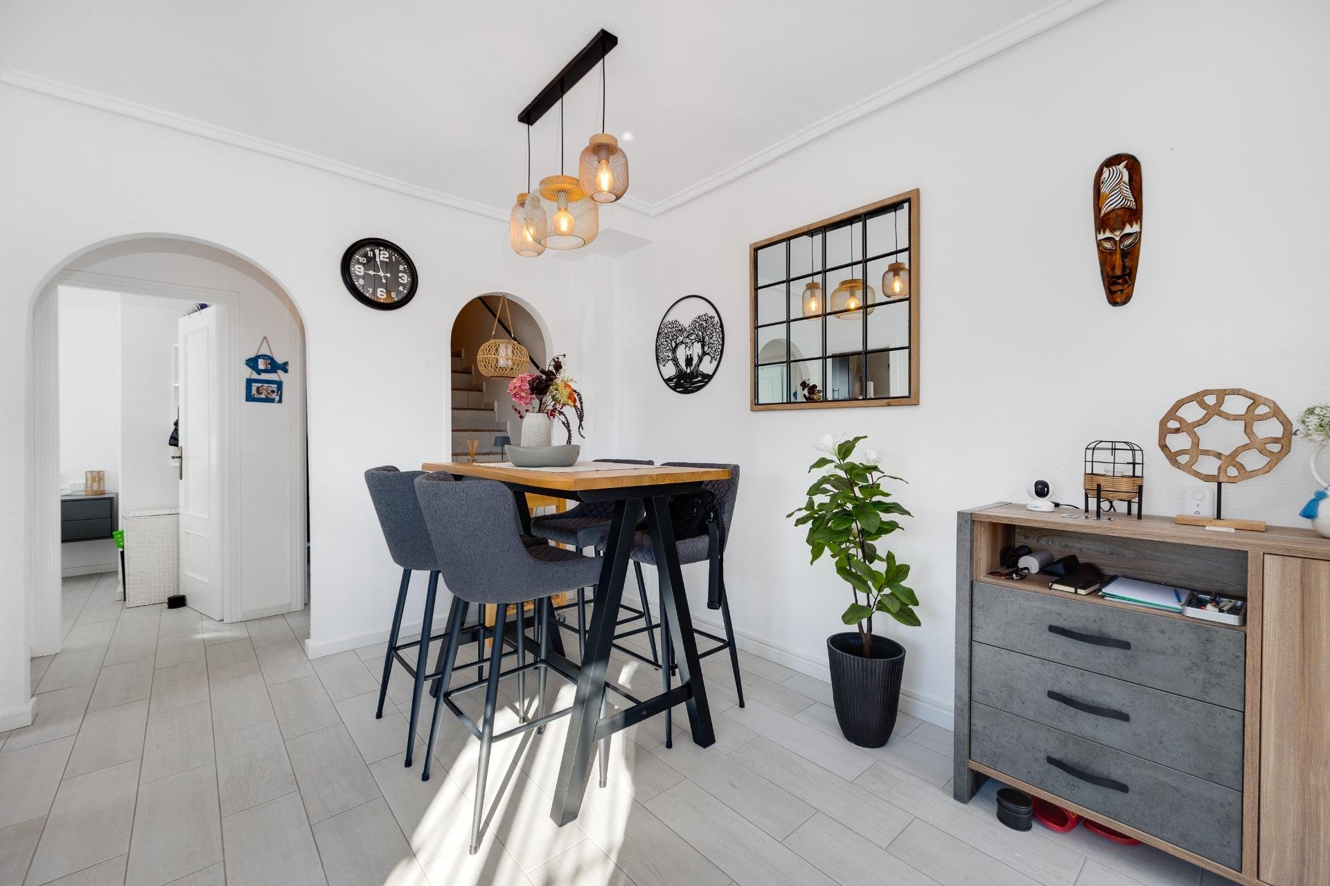 Återförsäljning - Radhus -
Orihuela Costa - Los Altos