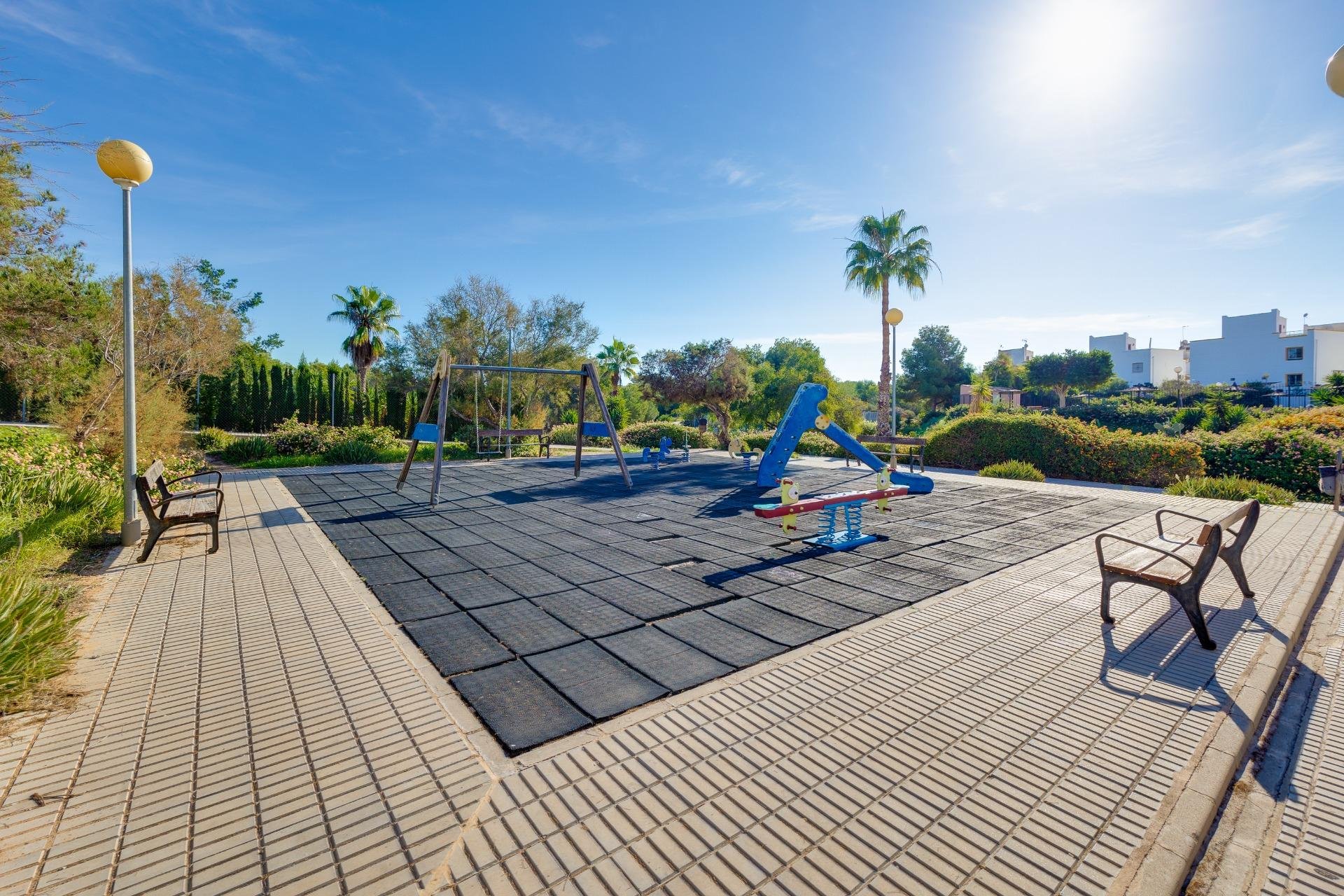 Återförsäljning - Radhus -
Orihuela Costa - Los Altos