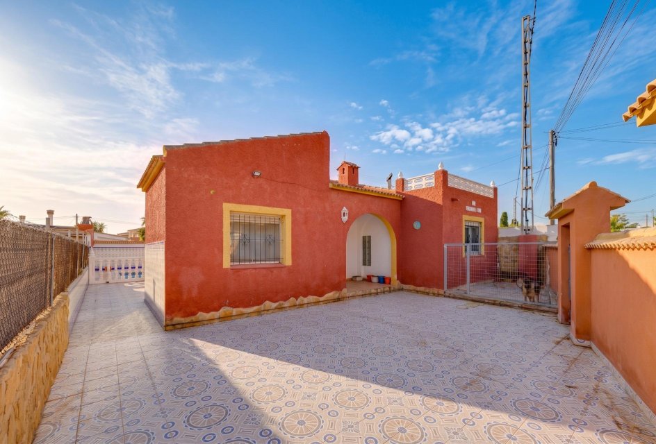 Återförsäljning - Radhus -
Orihuela Costa - Montezenia