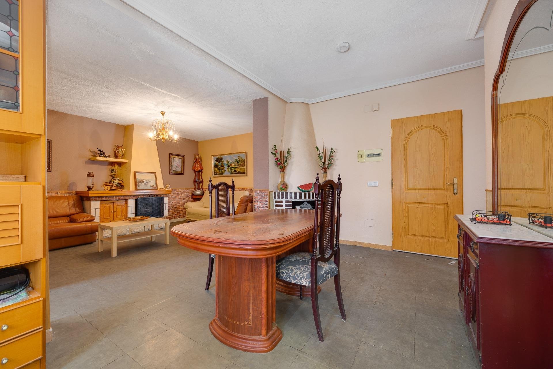 Återförsäljning - Radhus -
Orihuela Costa - Montezenia
