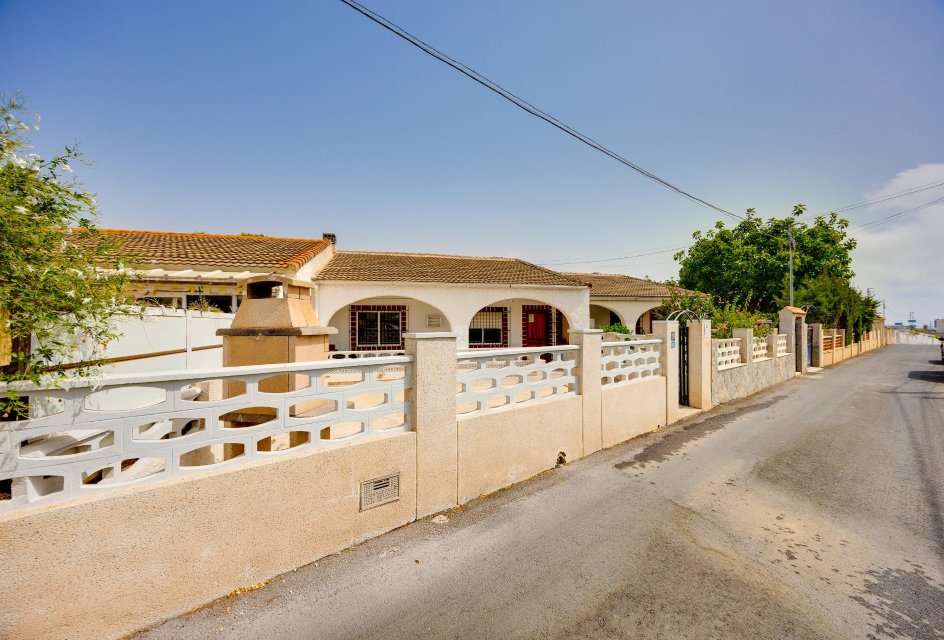 Återförsäljning - Radhus -
Orihuela Costa - Montezenia