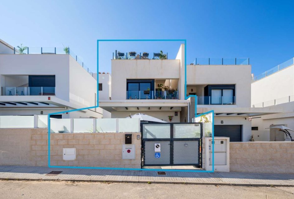 Återförsäljning - Radhus -
Orihuela Costa - PAU 8
