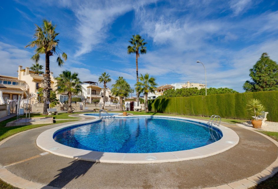 Återförsäljning - Radhus -
Orihuela Costa - Playa Flamenca