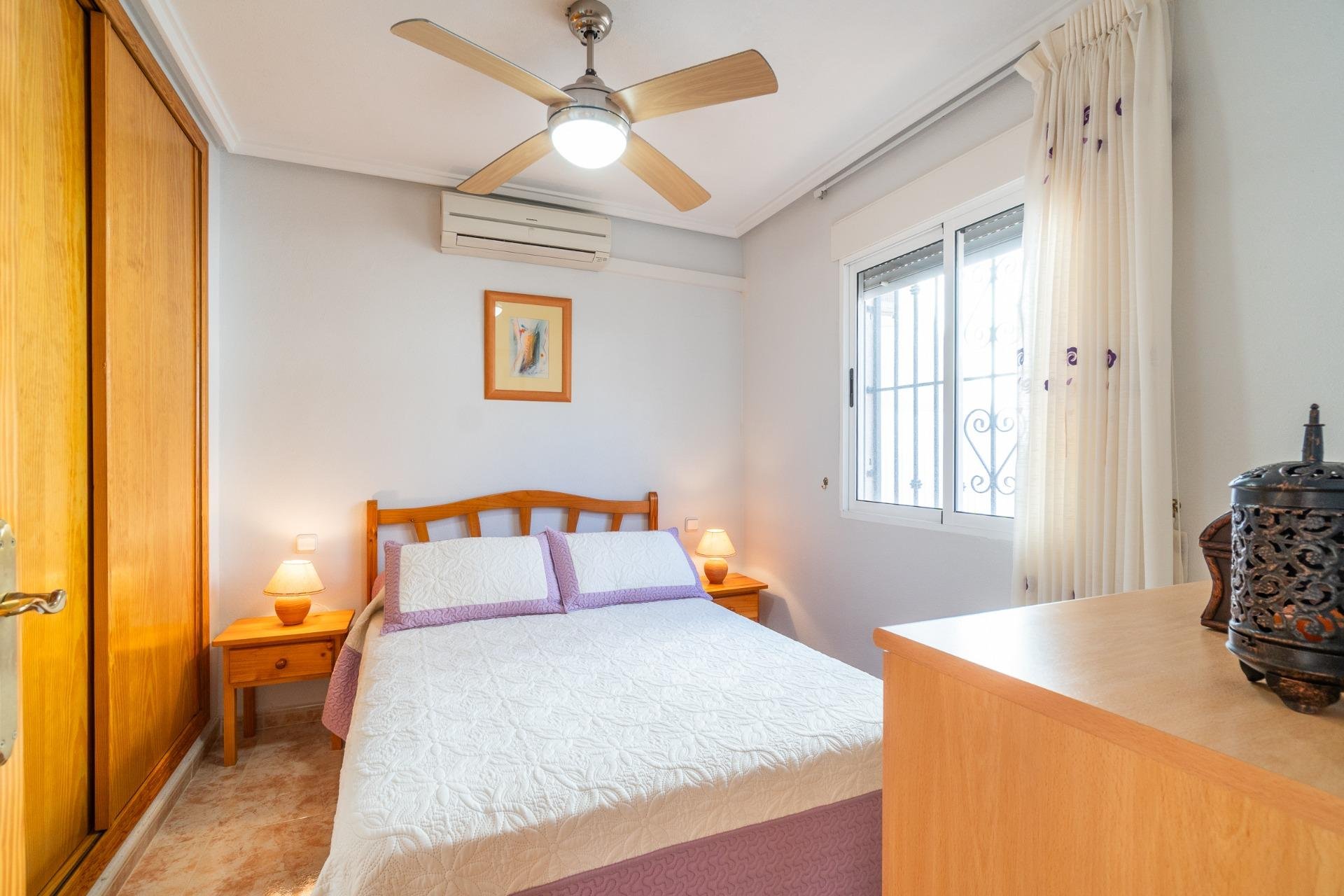 Återförsäljning - Radhus -
Orihuela Costa - Playa Flamenca