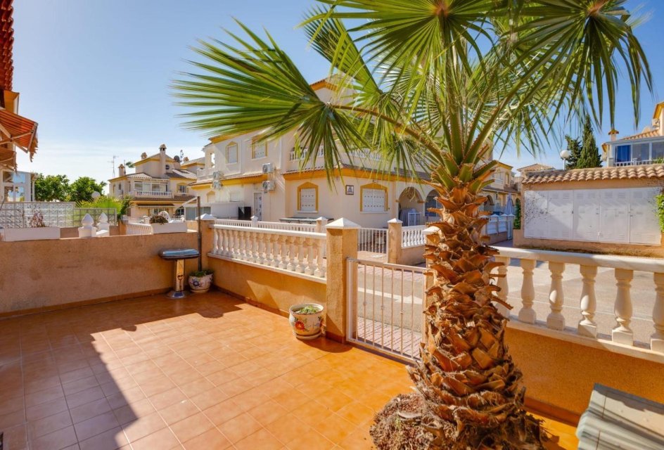 Återförsäljning - Radhus -
Orihuela Costa - Playa Flamenca