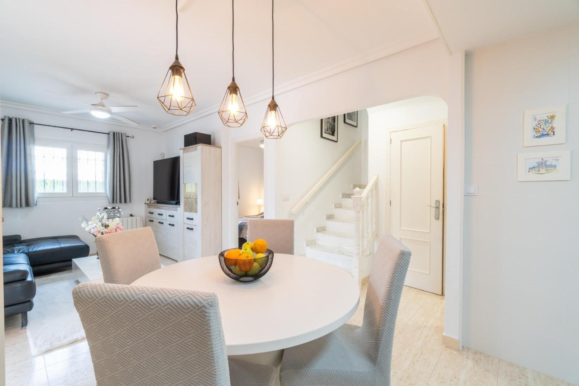 Återförsäljning - Radhus -
Orihuela Costa - Punta Prima