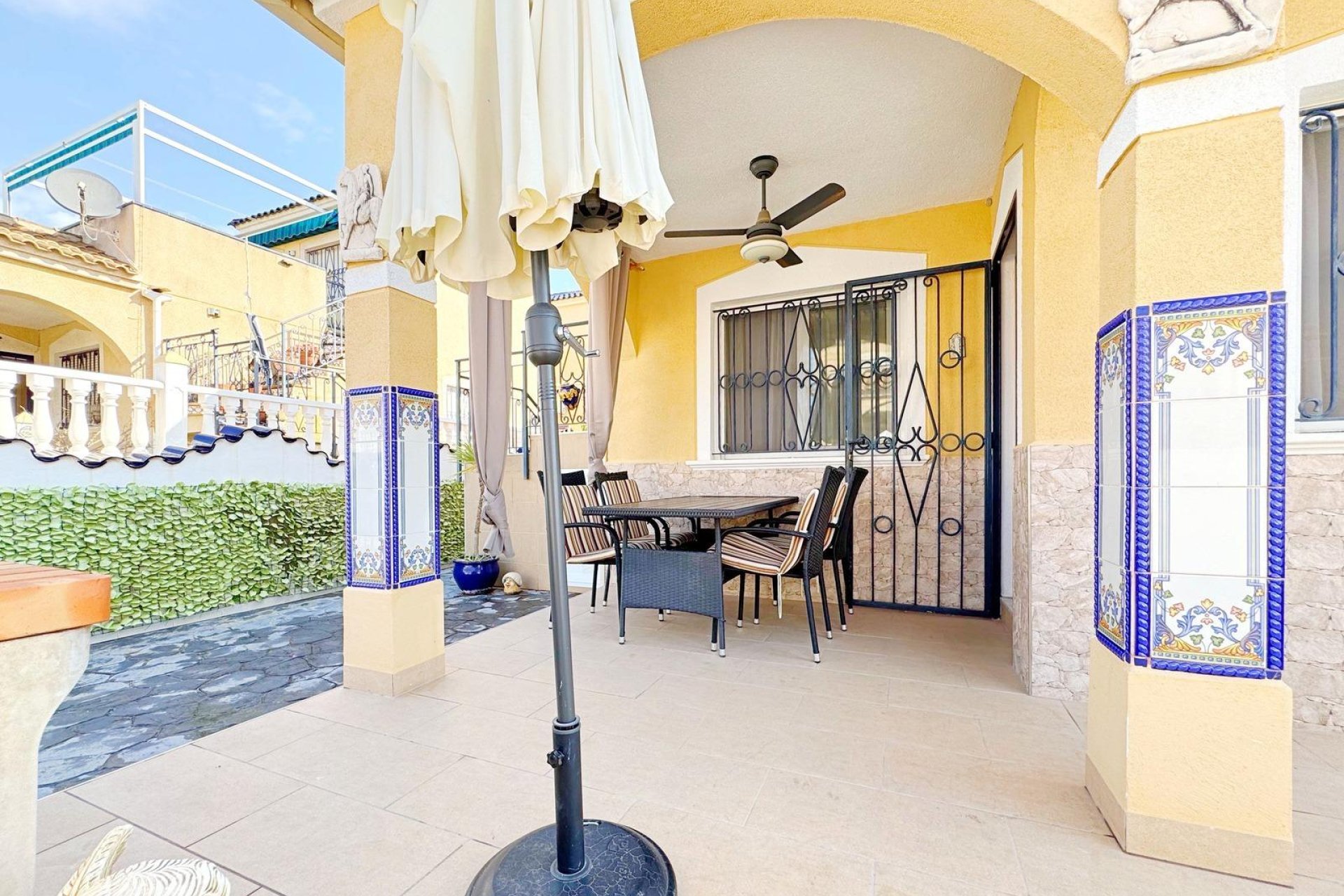 Återförsäljning - Radhus -
Orihuela Costa - Urbanización Perla del Mar