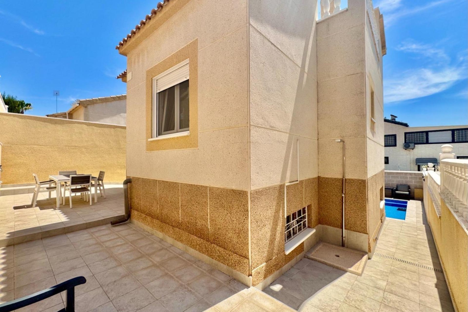 Återförsäljning - Radhus -
Orihuela Costa - Urbanización Perla del Mar
