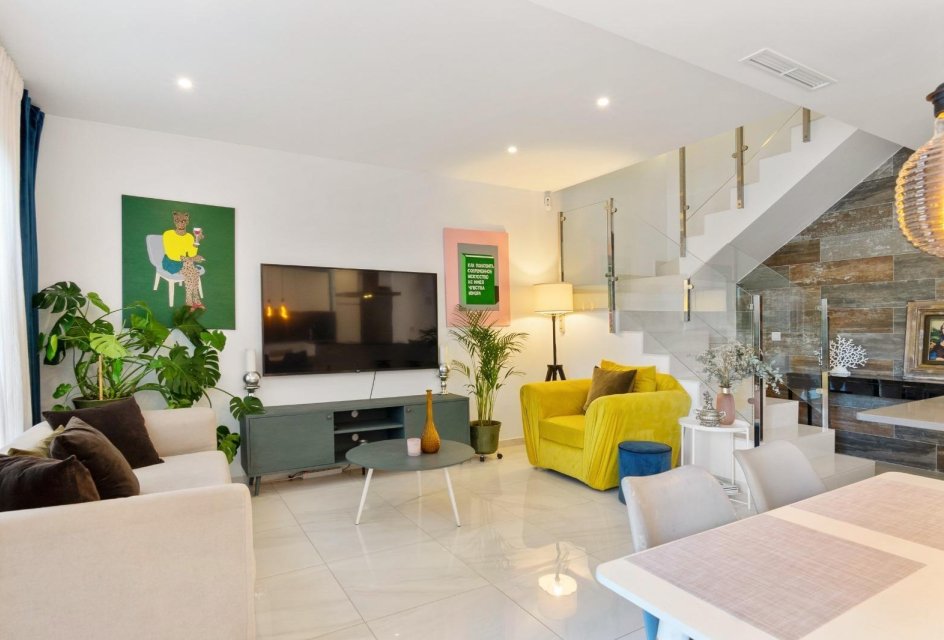 Återförsäljning - Radhus -
Orihuela Costa - Villamartín-Las Filipinas