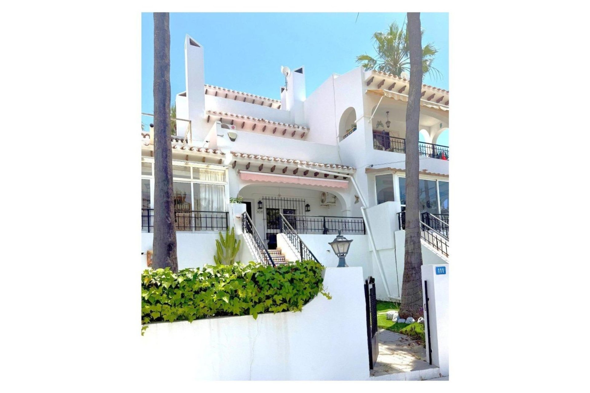 Återförsäljning - Radhus -
Orihuela Costa - Villamartín-Las Filipinas