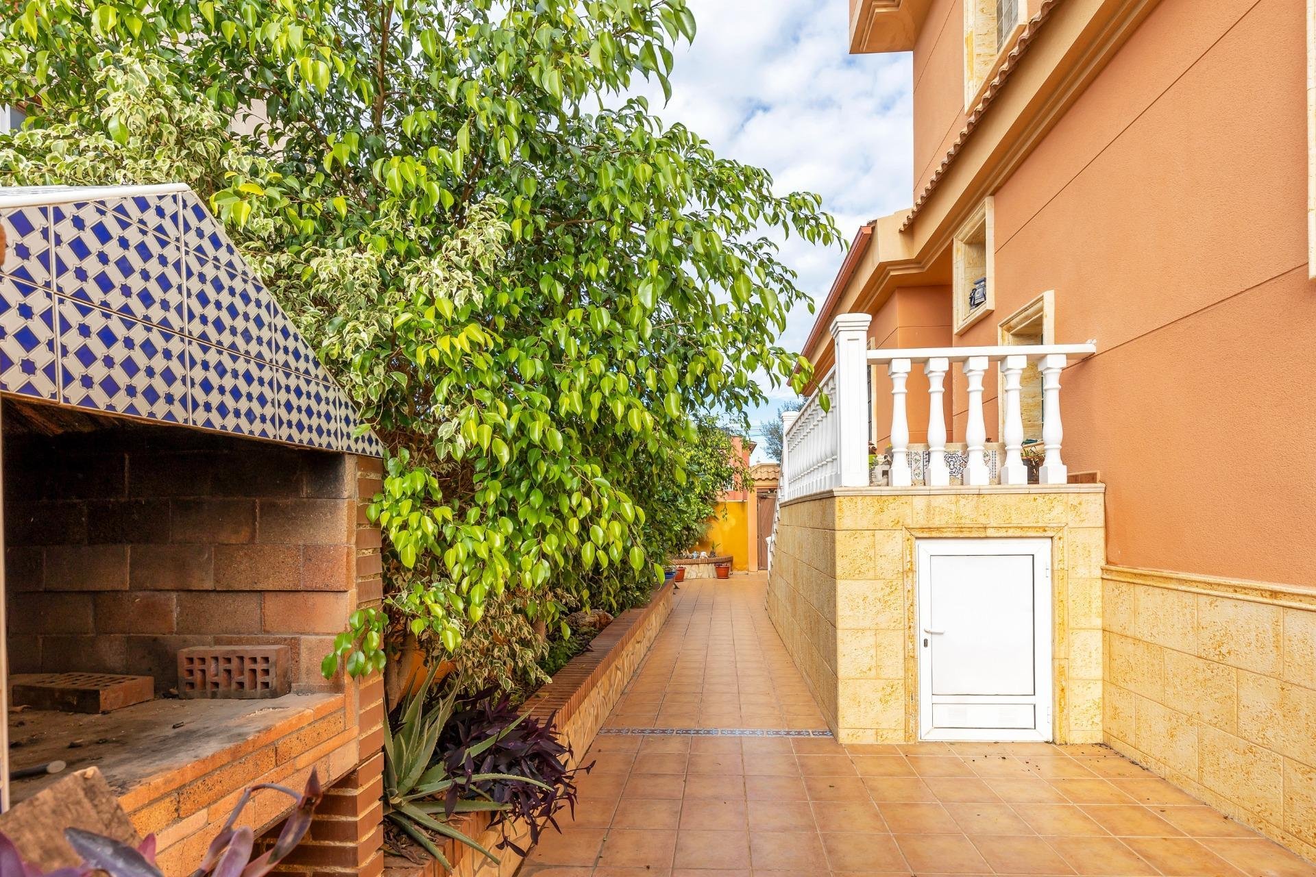Återförsäljning - Radhus -
Torrevieja - Aguas Nuevas