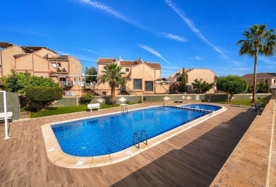 Återförsäljning - Radhus -
Torrevieja - Los Altos