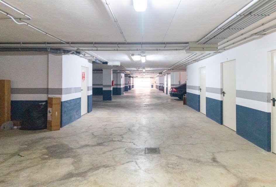 Återförsäljning - Storeroom -
Orihuela Costa - Agua Marina