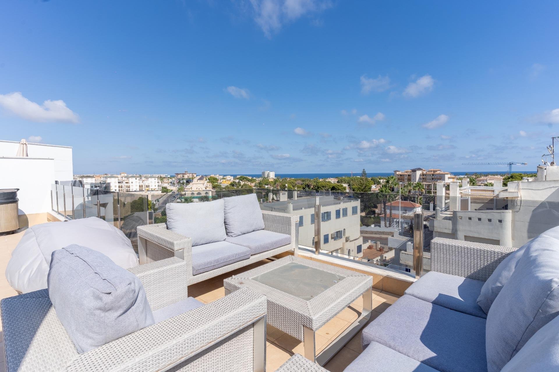 Återförsäljning - Takvåning -
Orihuela Costa - La Zenia