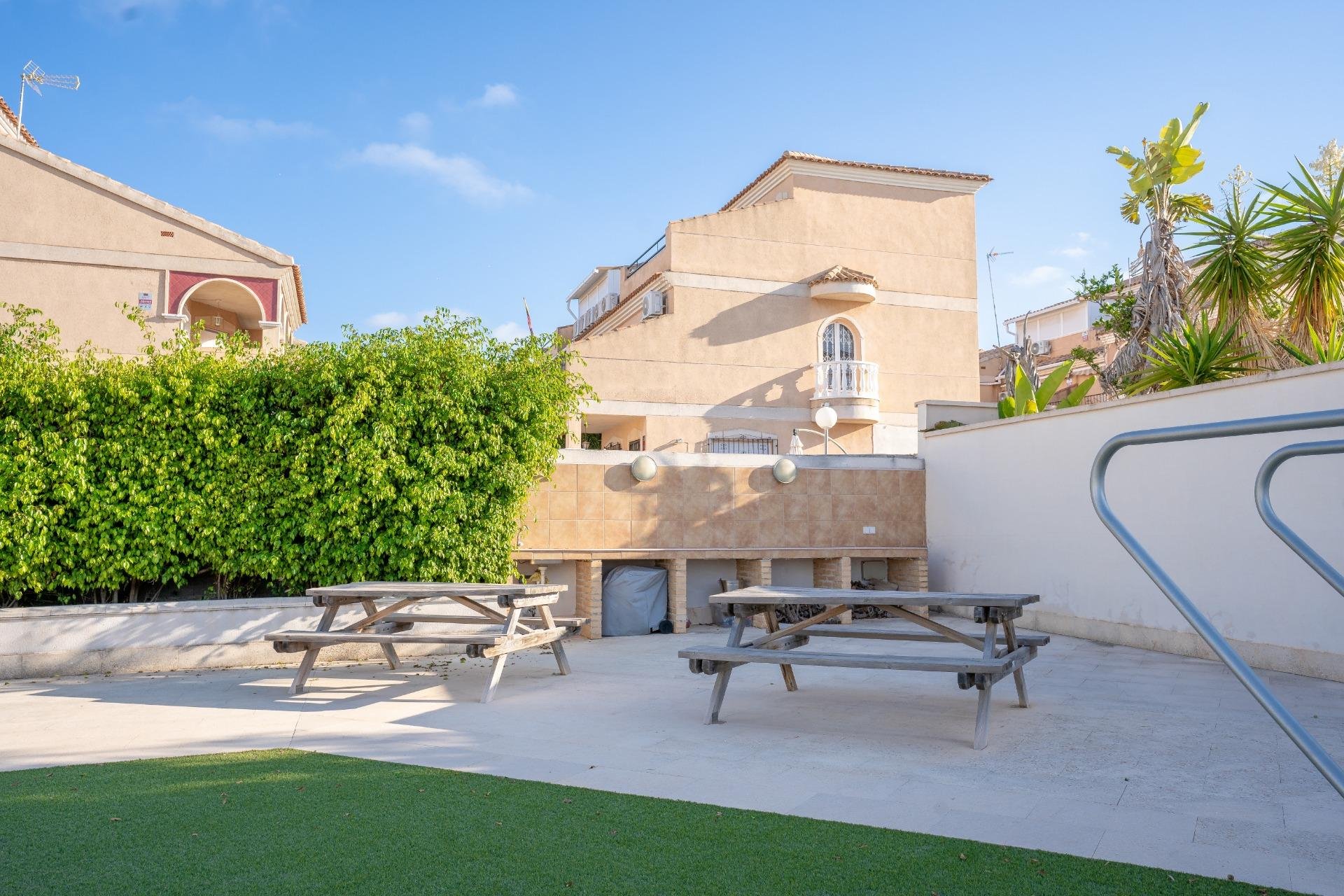 Återförsäljning - Takvåning -
Orihuela Costa - La Zenia