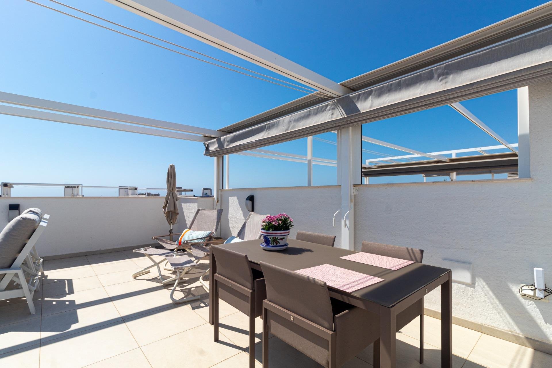 Återförsäljning - Takvåning -
Orihuela Costa - Playa Flamenca