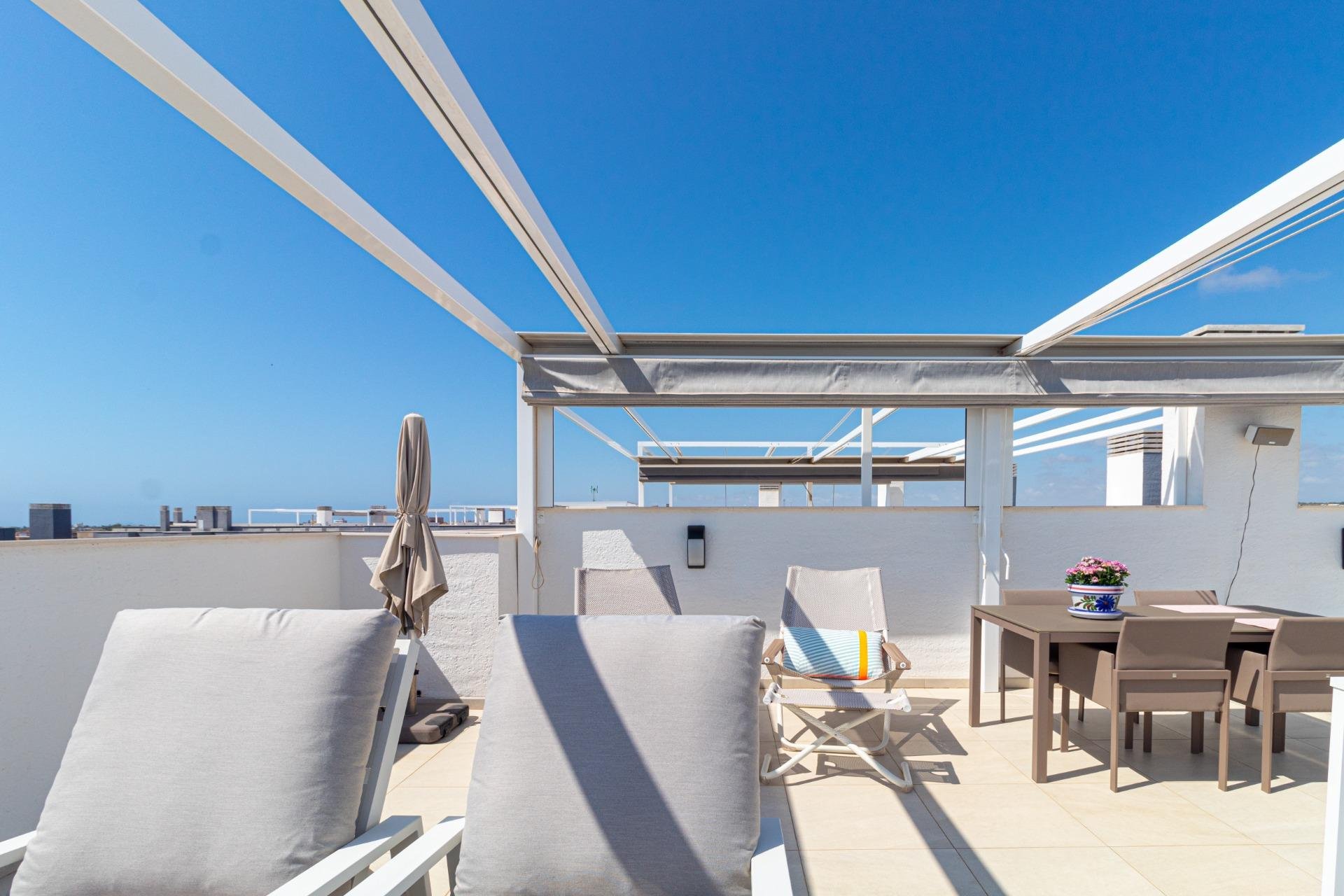 Återförsäljning - Takvåning -
Orihuela Costa - Playa Flamenca