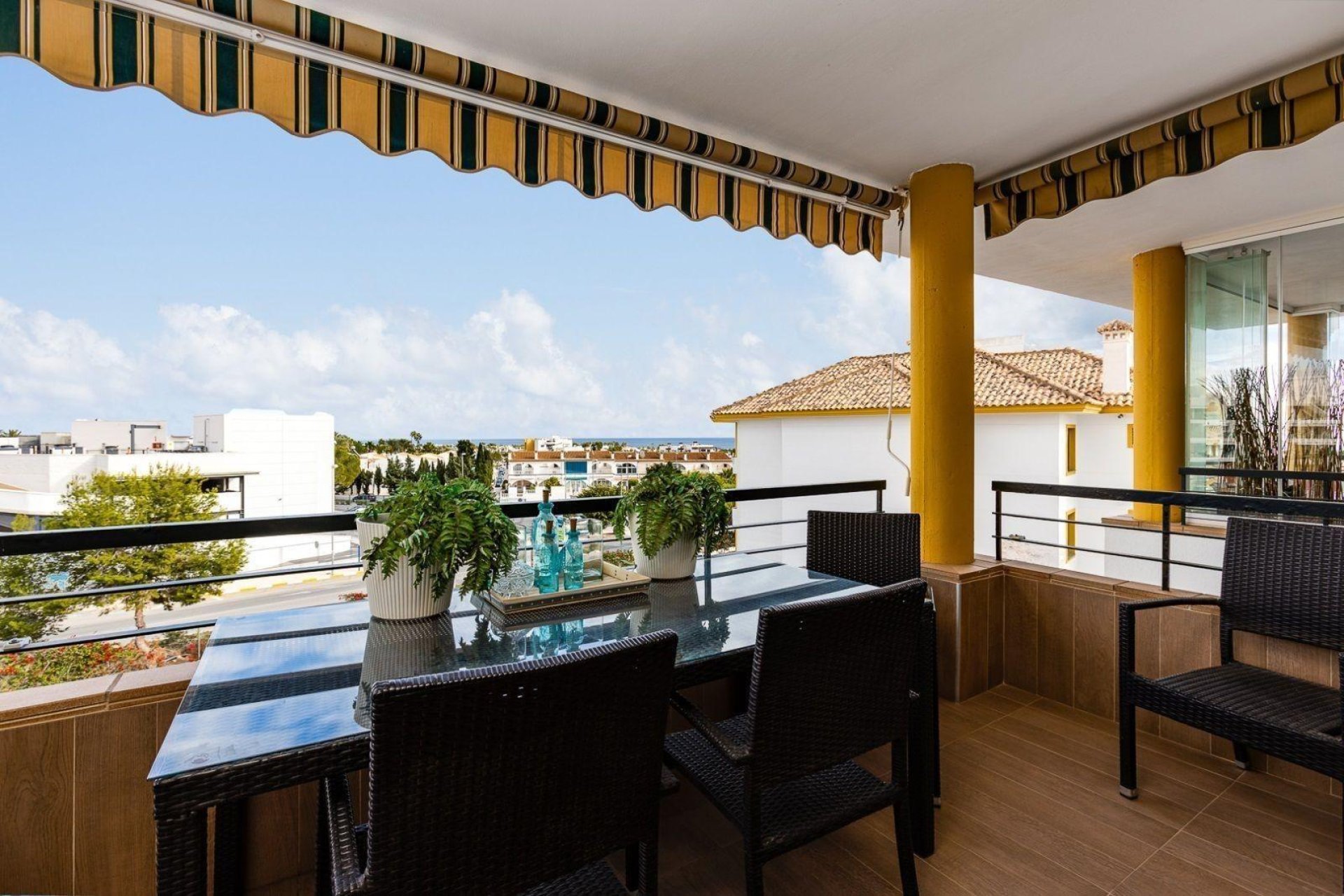 Återförsäljning - Takvåning -
Orihuela Costa - Villamartín-Las Filipinas