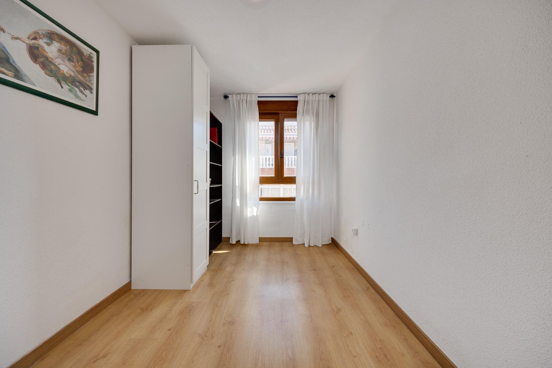 Återförsäljning - Takvåning -
Torrevieja - Acequion