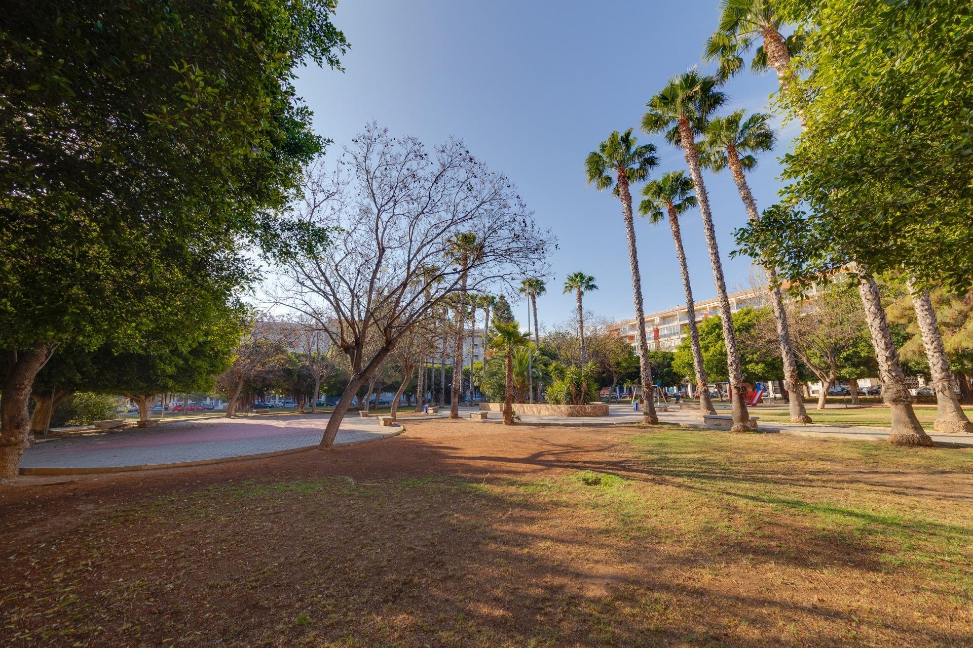 Återförsäljning - Takvåning -
Torrevieja - Acequion