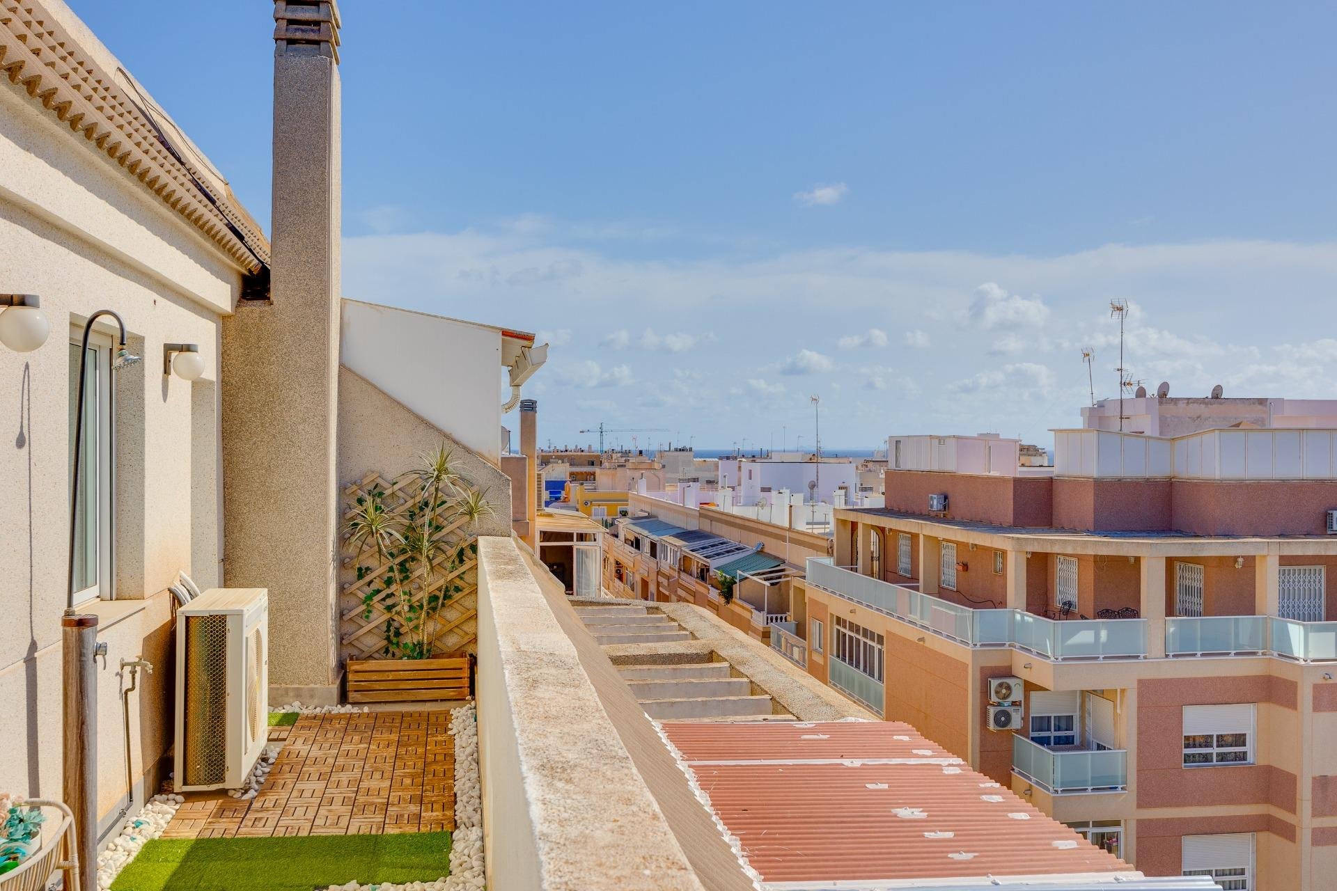 Återförsäljning - Takvåning -
Torrevieja - Centro
