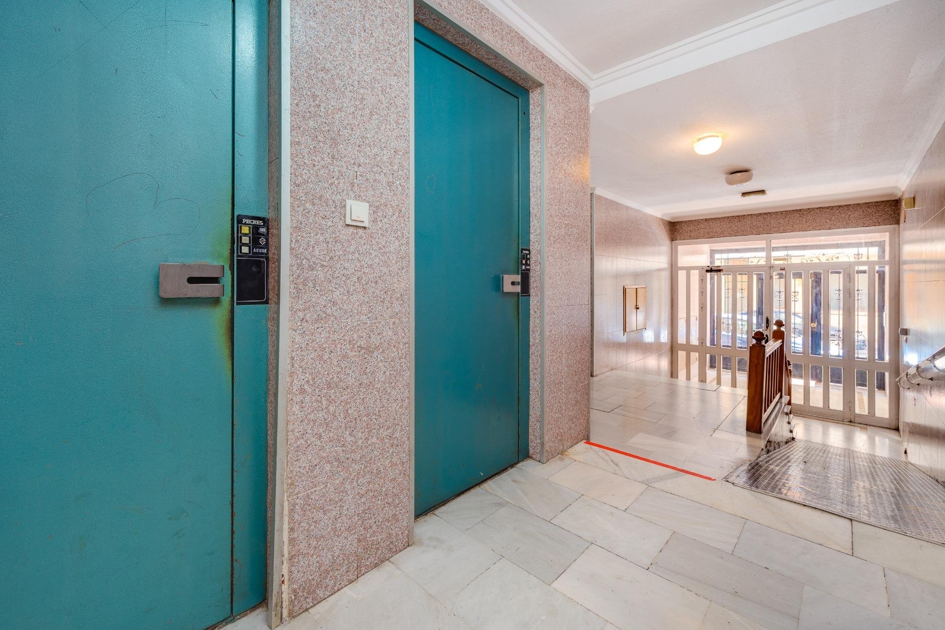 Återförsäljning - Takvåning -
Torrevieja - Centro