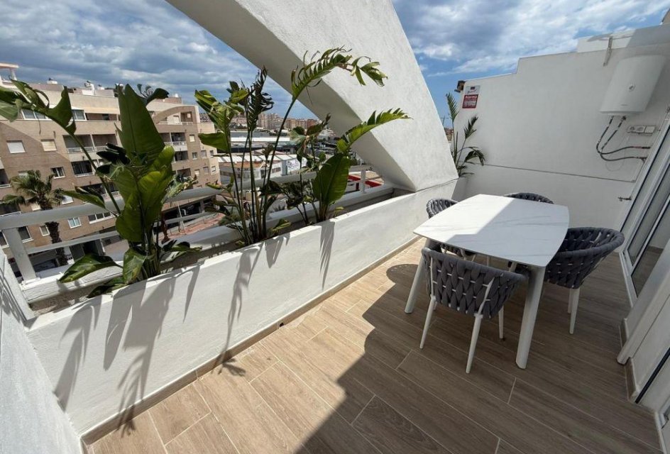 Återförsäljning - Takvåning -
Torrevieja - El Molino