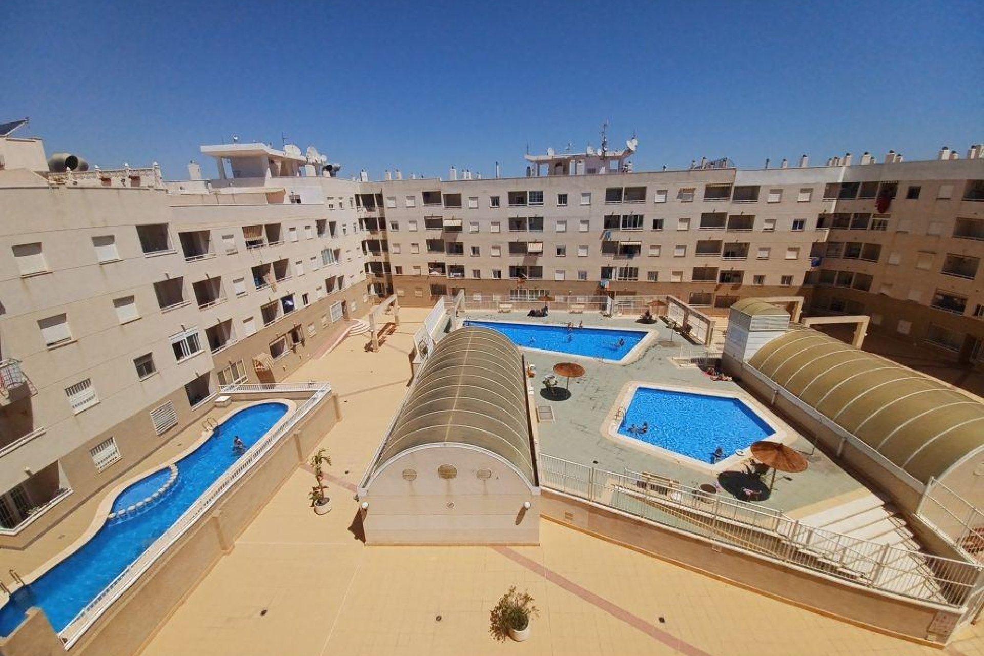 Återförsäljning - Takvåning -
Torrevieja - El Molino