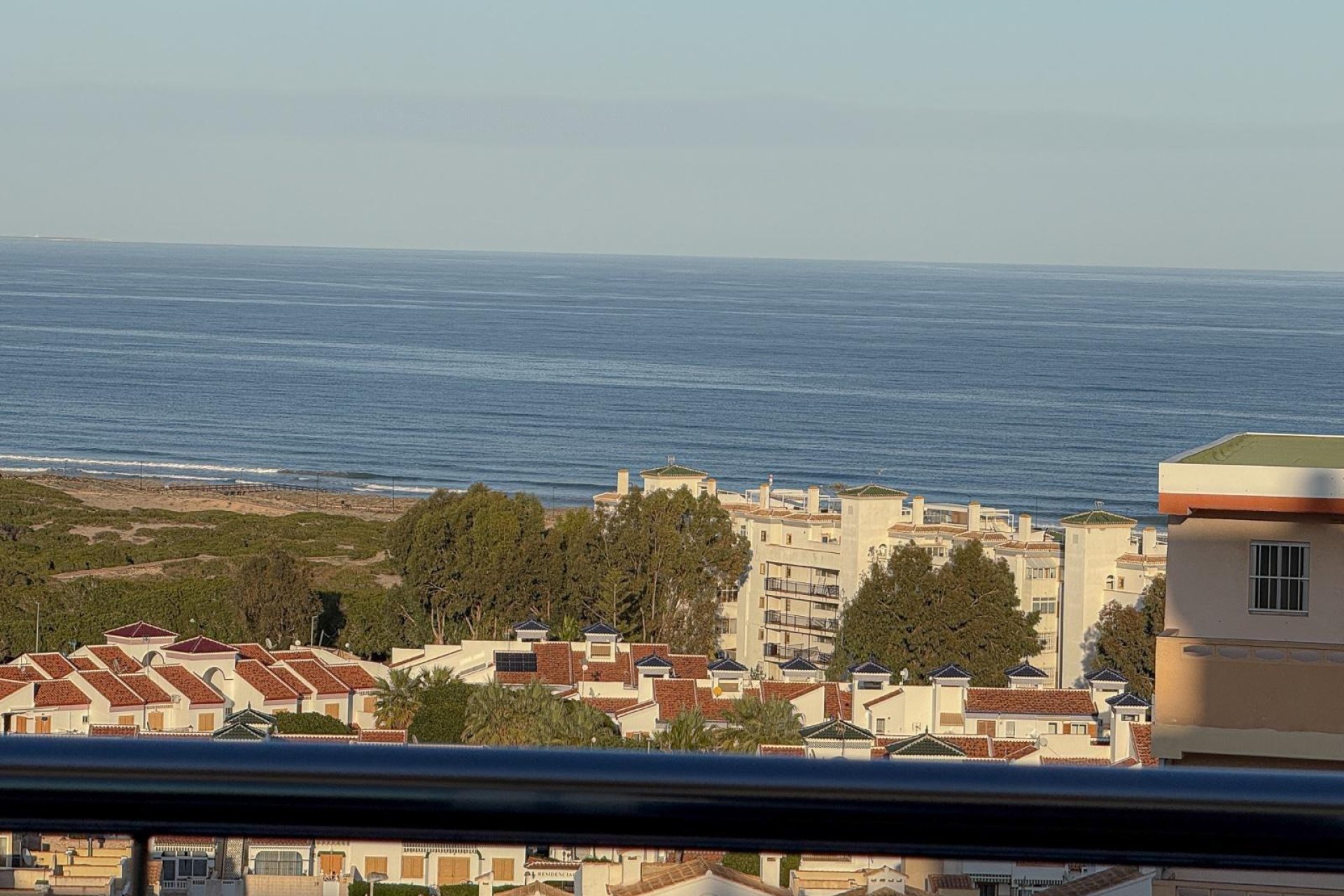 Återförsäljning - Takvåning -
Torrevieja - Torreblanca