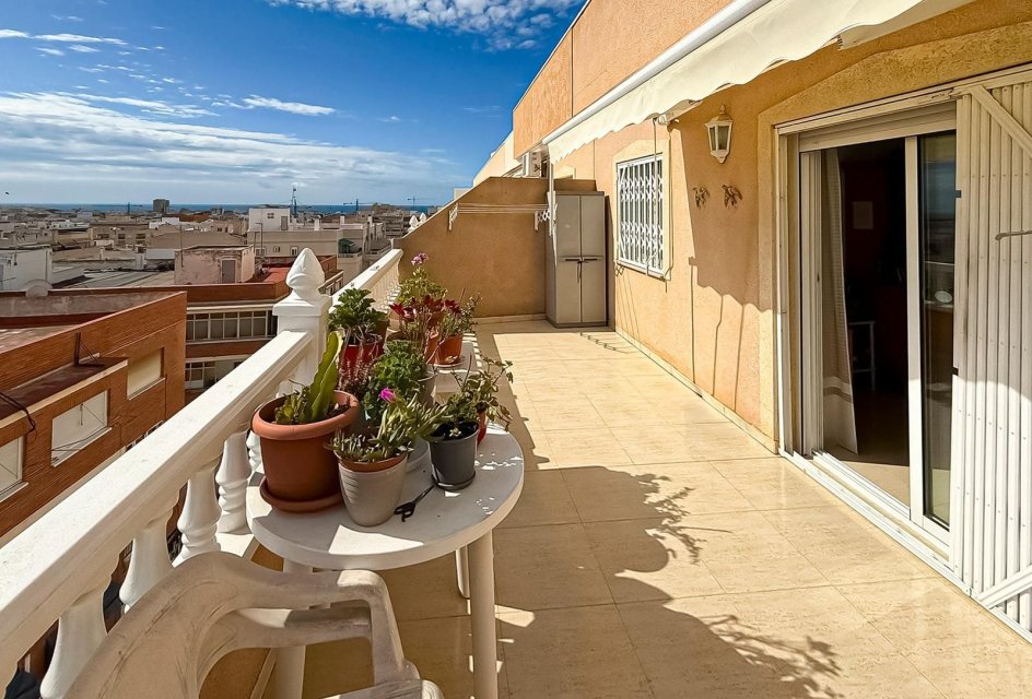 Återförsäljning - Takvåning -
Torrevieja - torrevieja