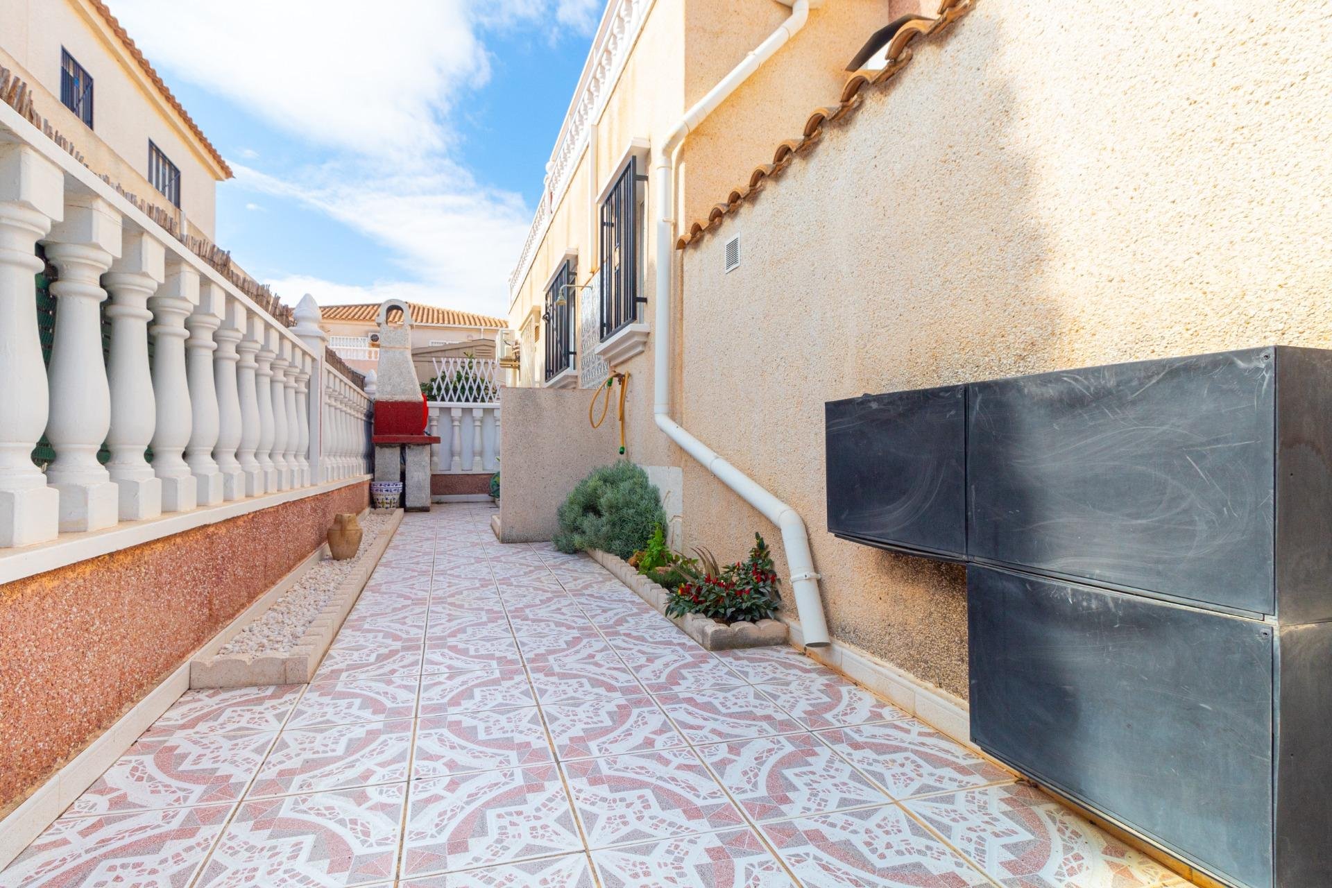 Återförsäljning - Terraced house -
Orihuela Costa - Cabo Roig