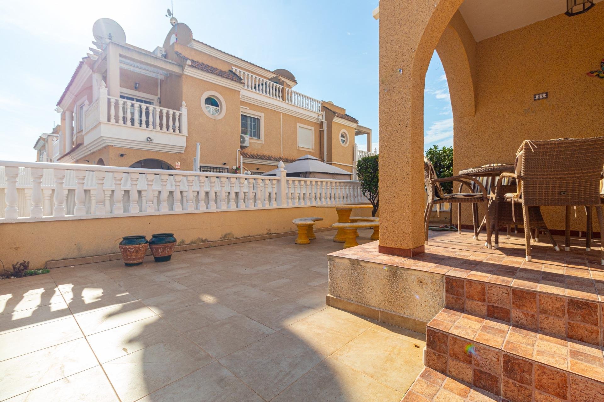 Återförsäljning - Terraced house -
Orihuela Costa - Cabo Roig