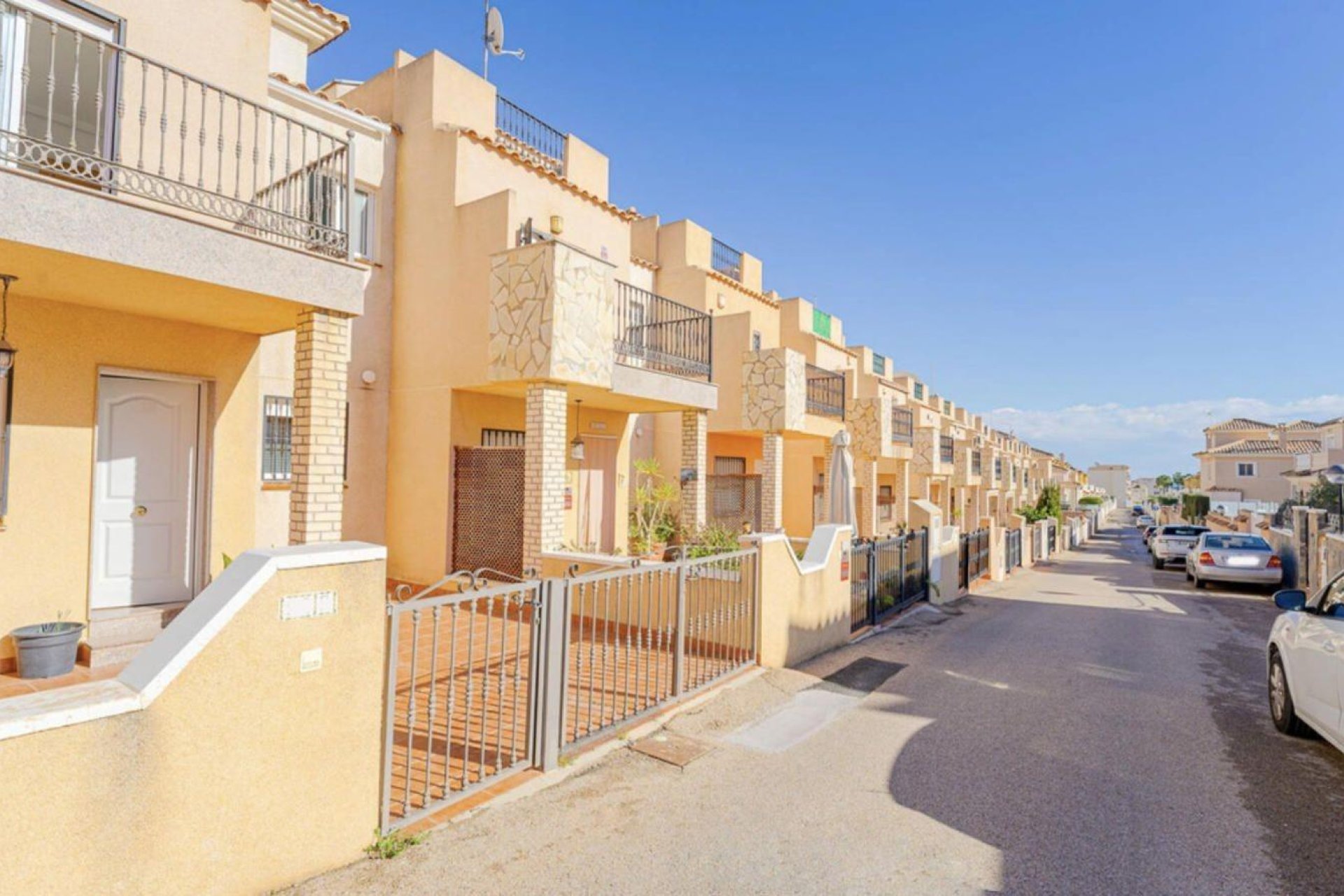Återförsäljning - Terraced house -
Orihuela Costa - Los Altos