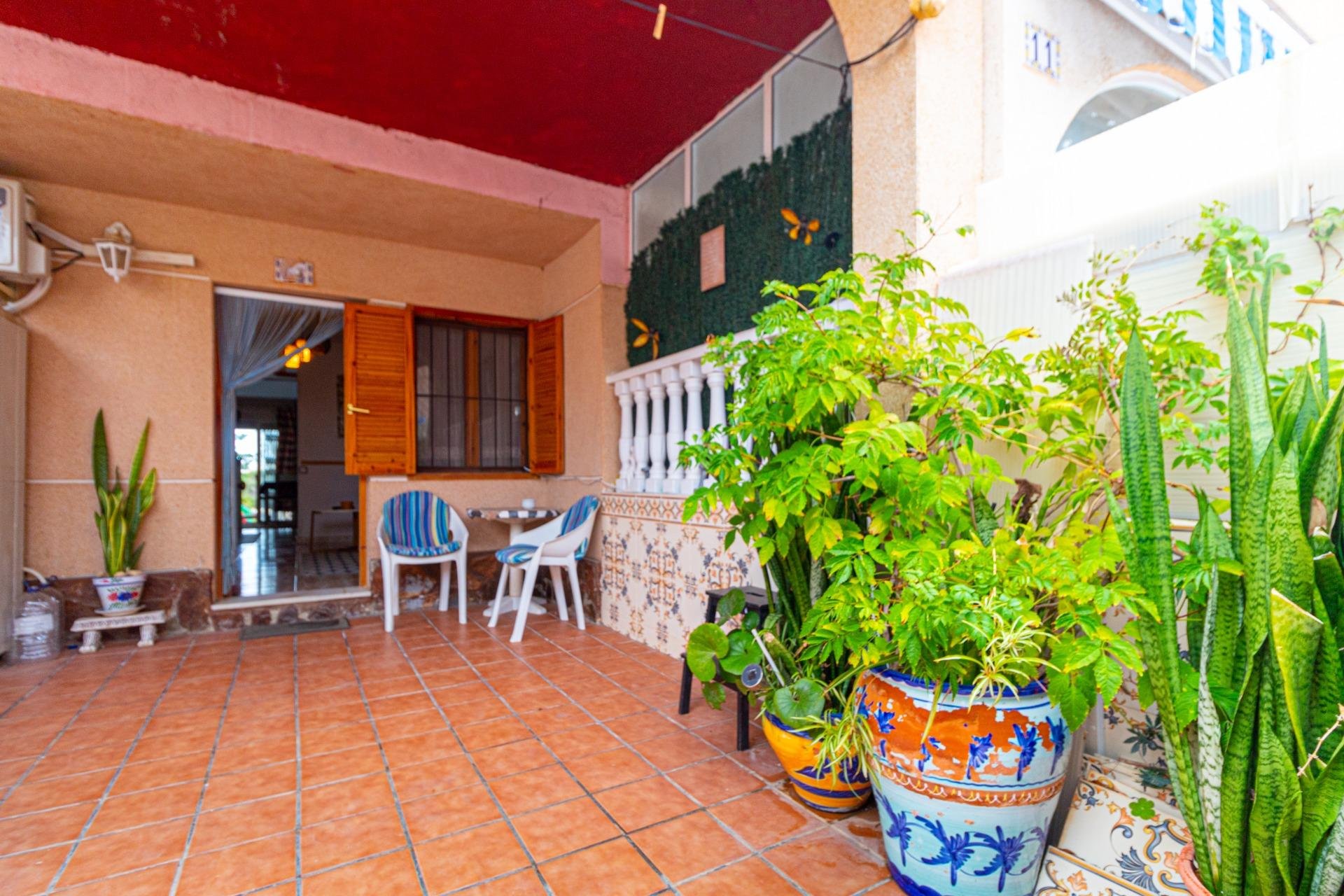 Återförsäljning - Terraced house -
Torrevieja - Los altos