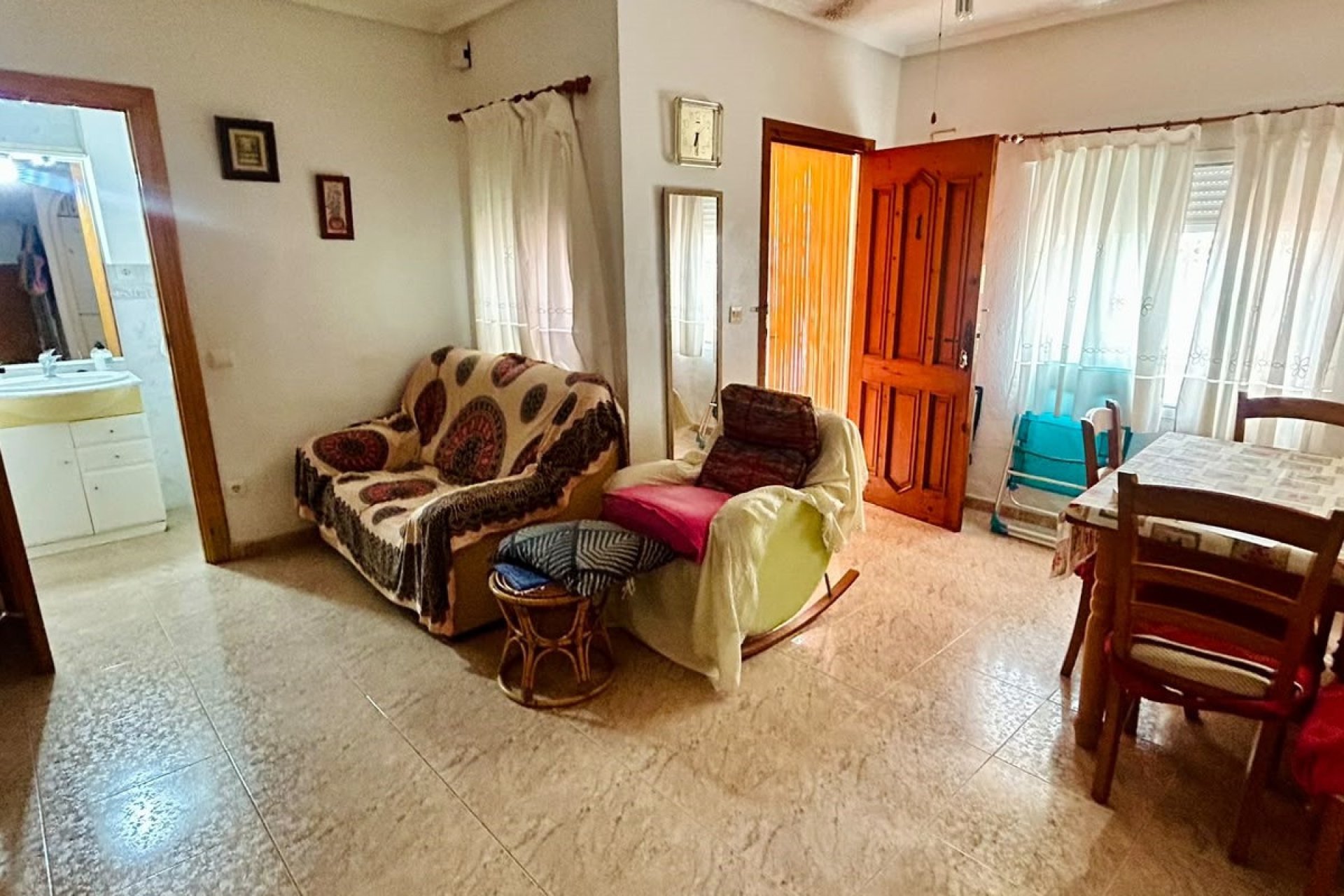 Återförsäljning - - TOWNHOUSE -
Torrevieja
