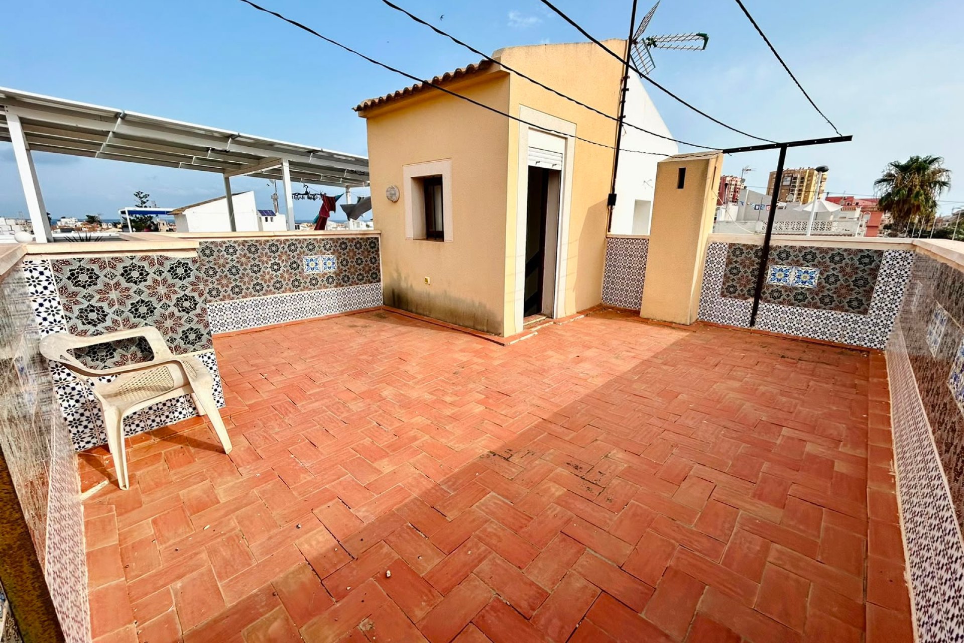 Återförsäljning - - TOWNHOUSE -
Torrevieja