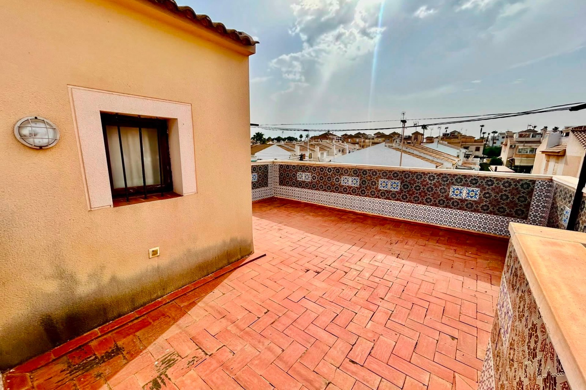 Återförsäljning - - TOWNHOUSE -
Torrevieja